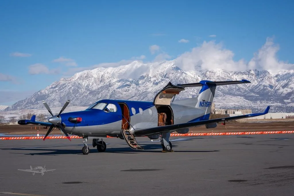 Exterior view of a 2000 PILATUS PC-12/45, N515RP.
