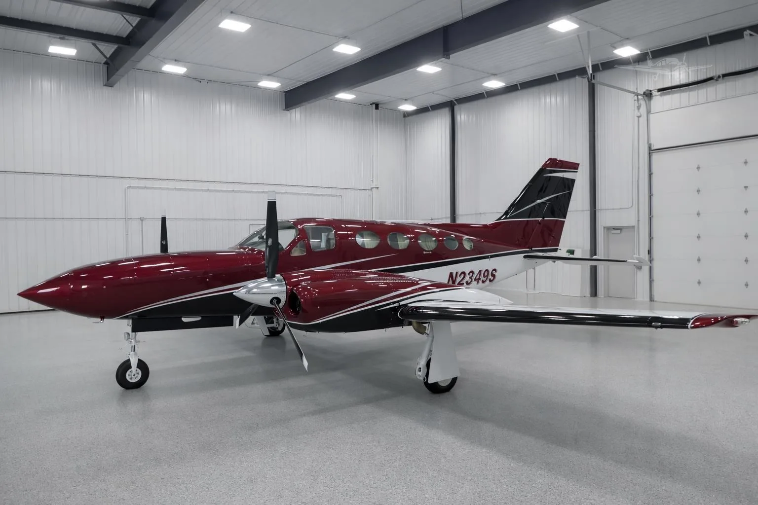 Exterior view of a 1982 CESSNA 421C, N2349S.