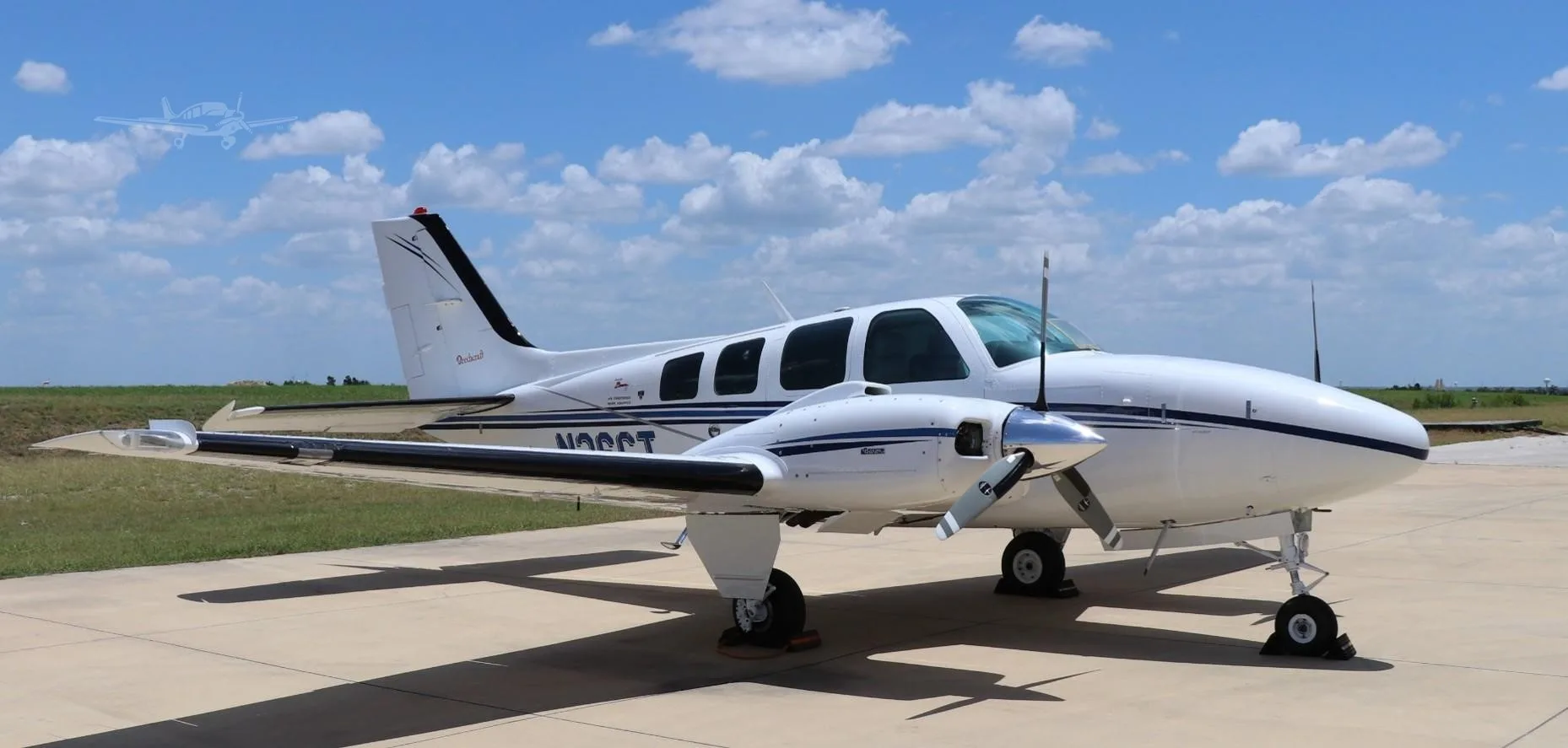 Exterior view of a 1990 BEECHCRAFT 58 BARON, N36TC.