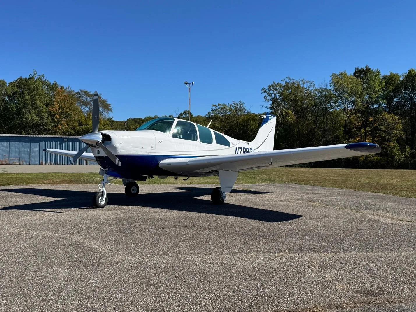 Exterior view of a 1966 BEECHCRAFT C33A DEBONAIR, N7880L.