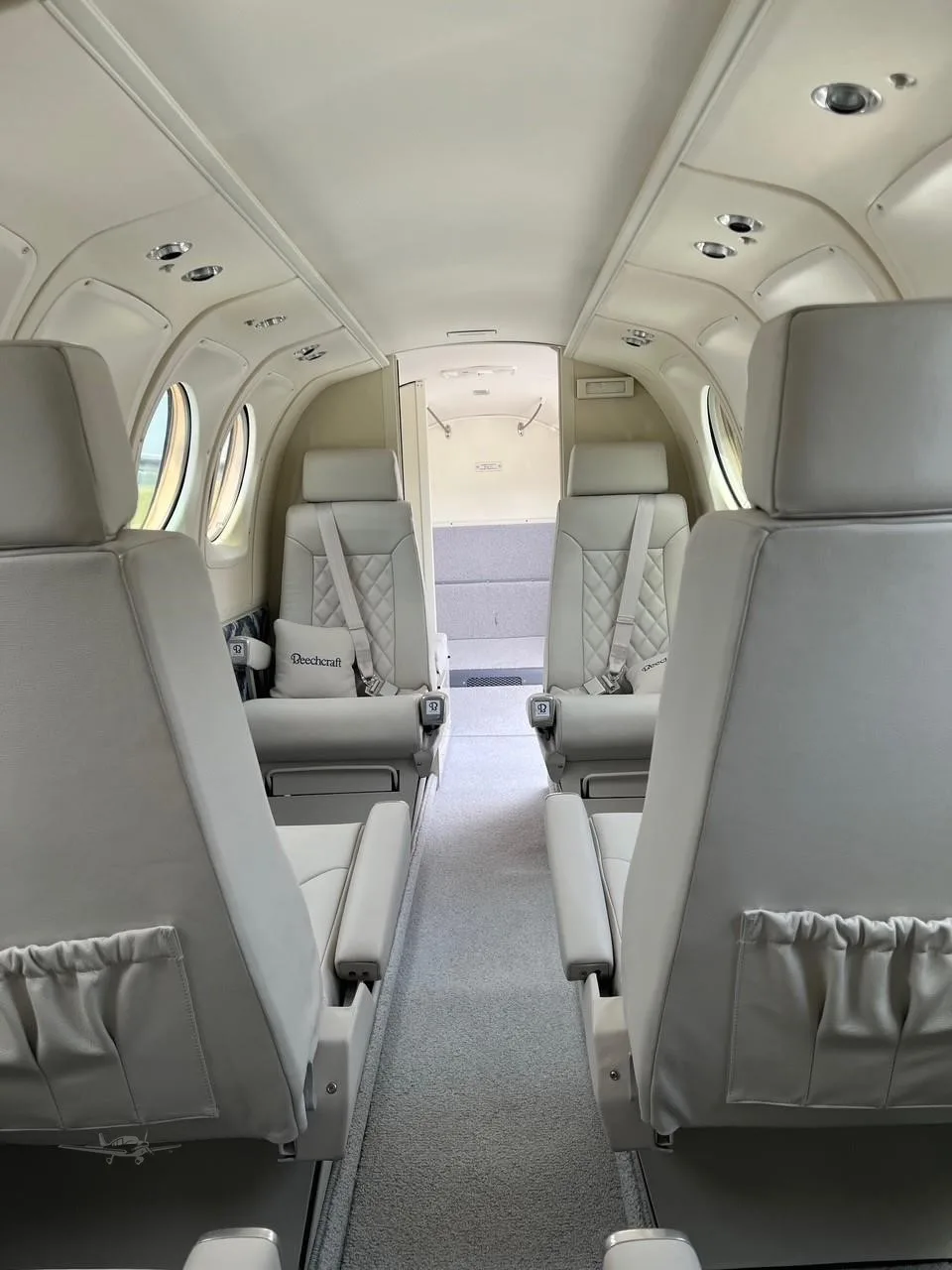 Cabin interior of a 1981 BEECHCRAFT KING AIR B100.