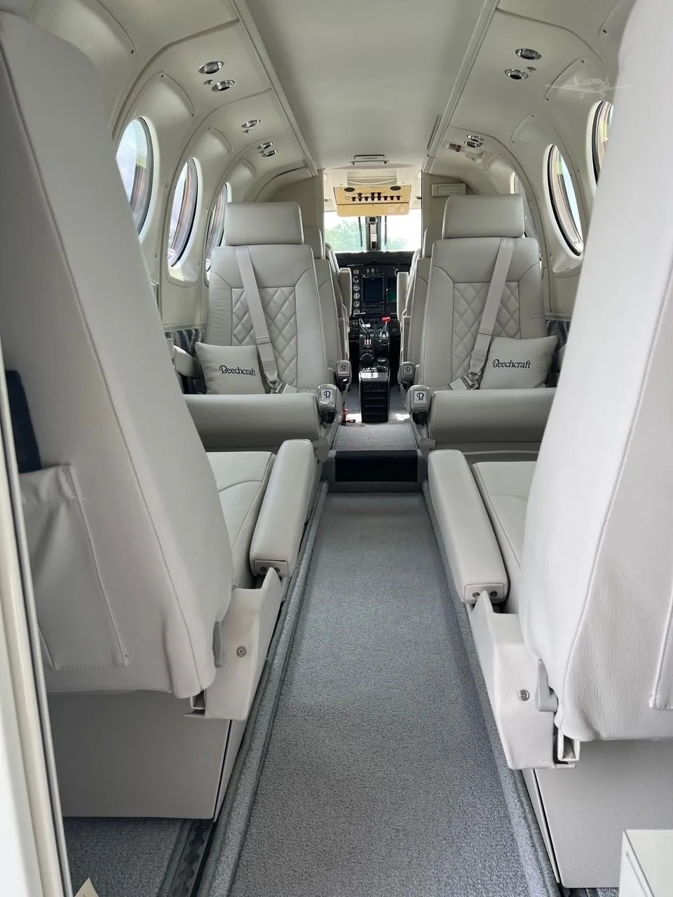 Cabin interior of a 1981 BEECHCRAFT KING AIR B100.