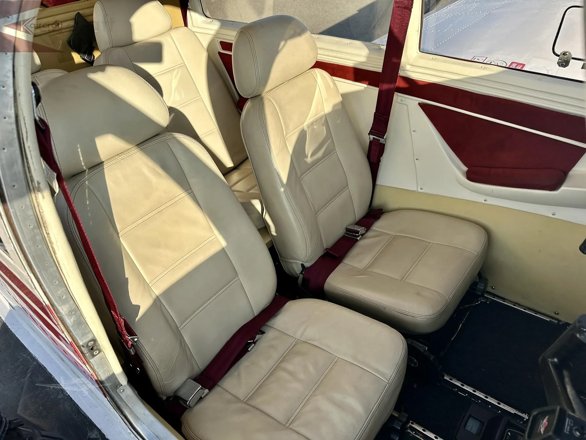 1988 Mooney M20J 201