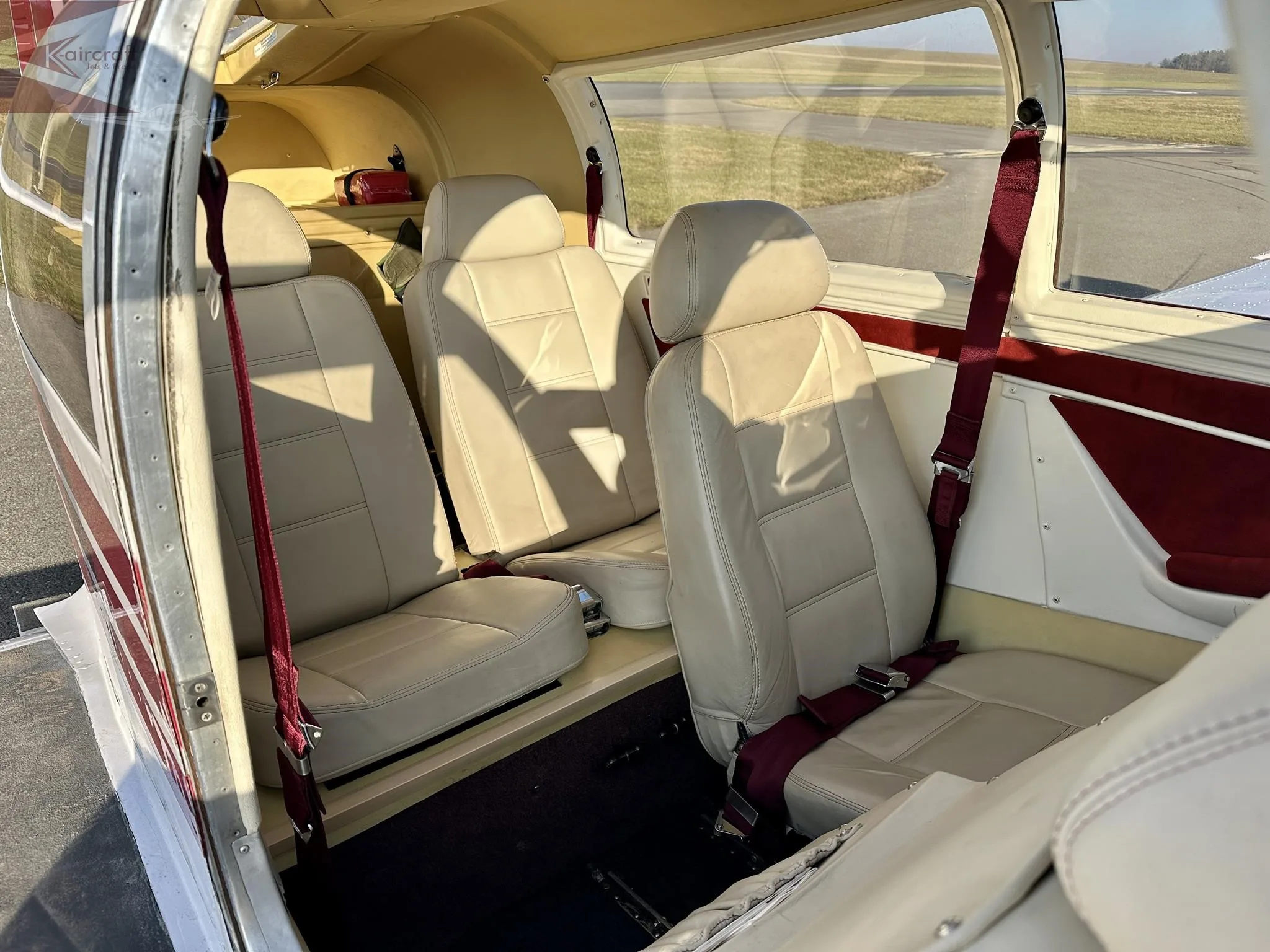 1988 Mooney M20J 201