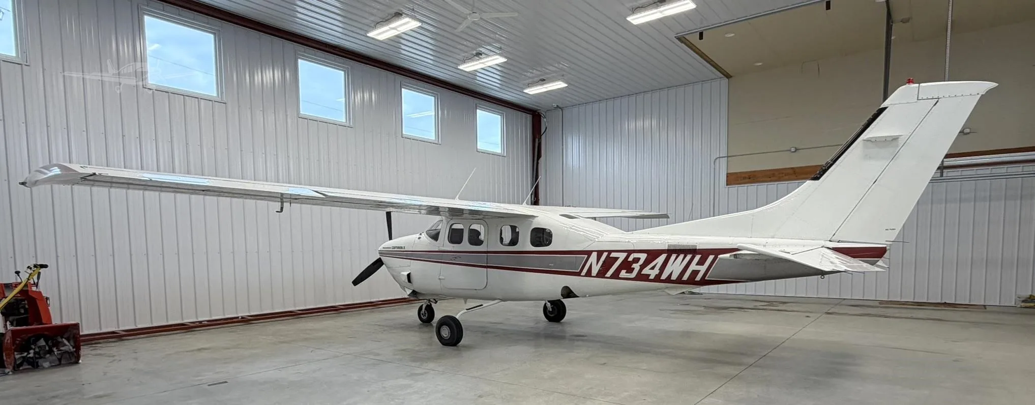 Exterior view of a 1981 CESSNA P210N, N734WH.