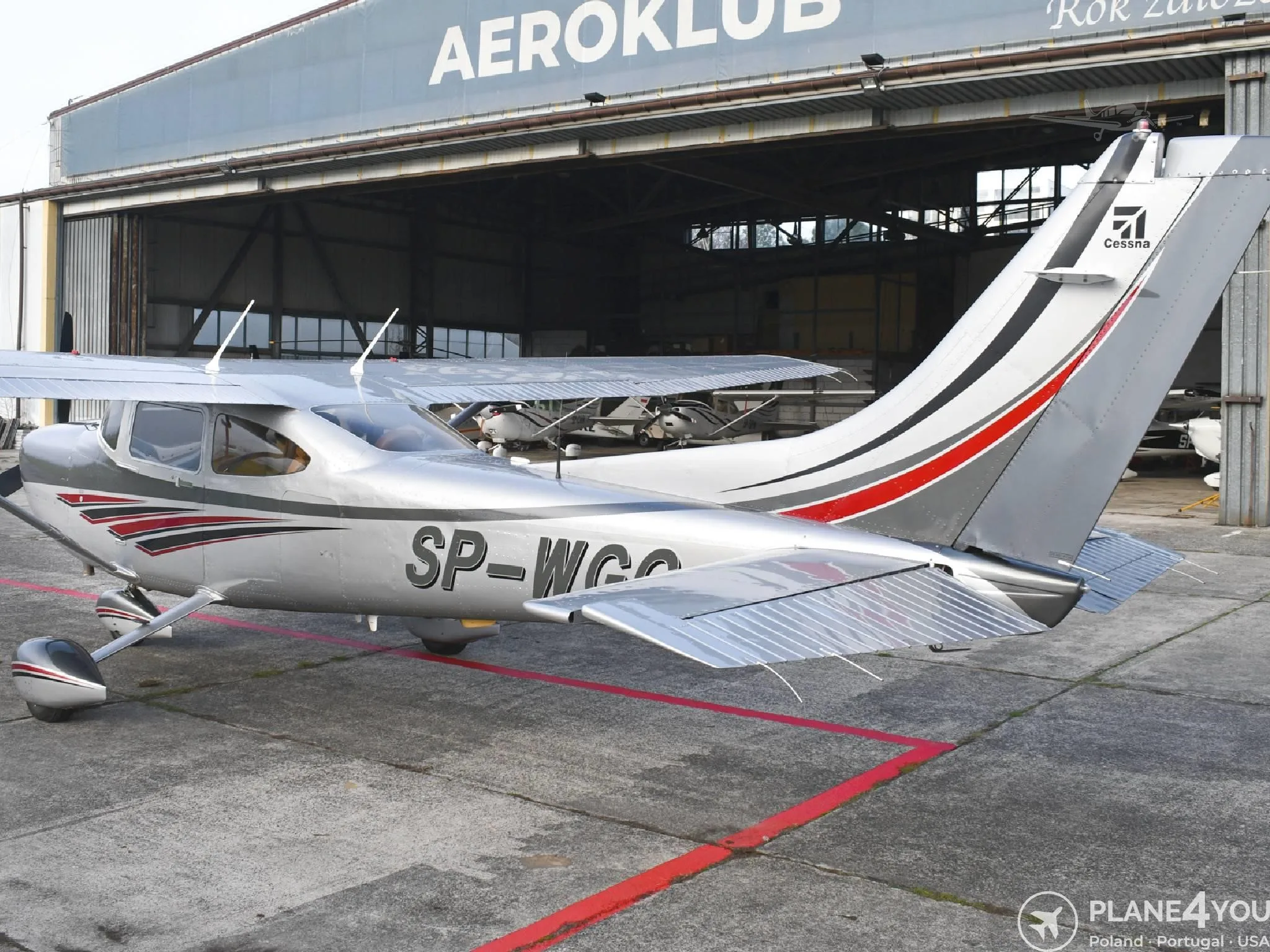 2005 Cessna 182T Skylane