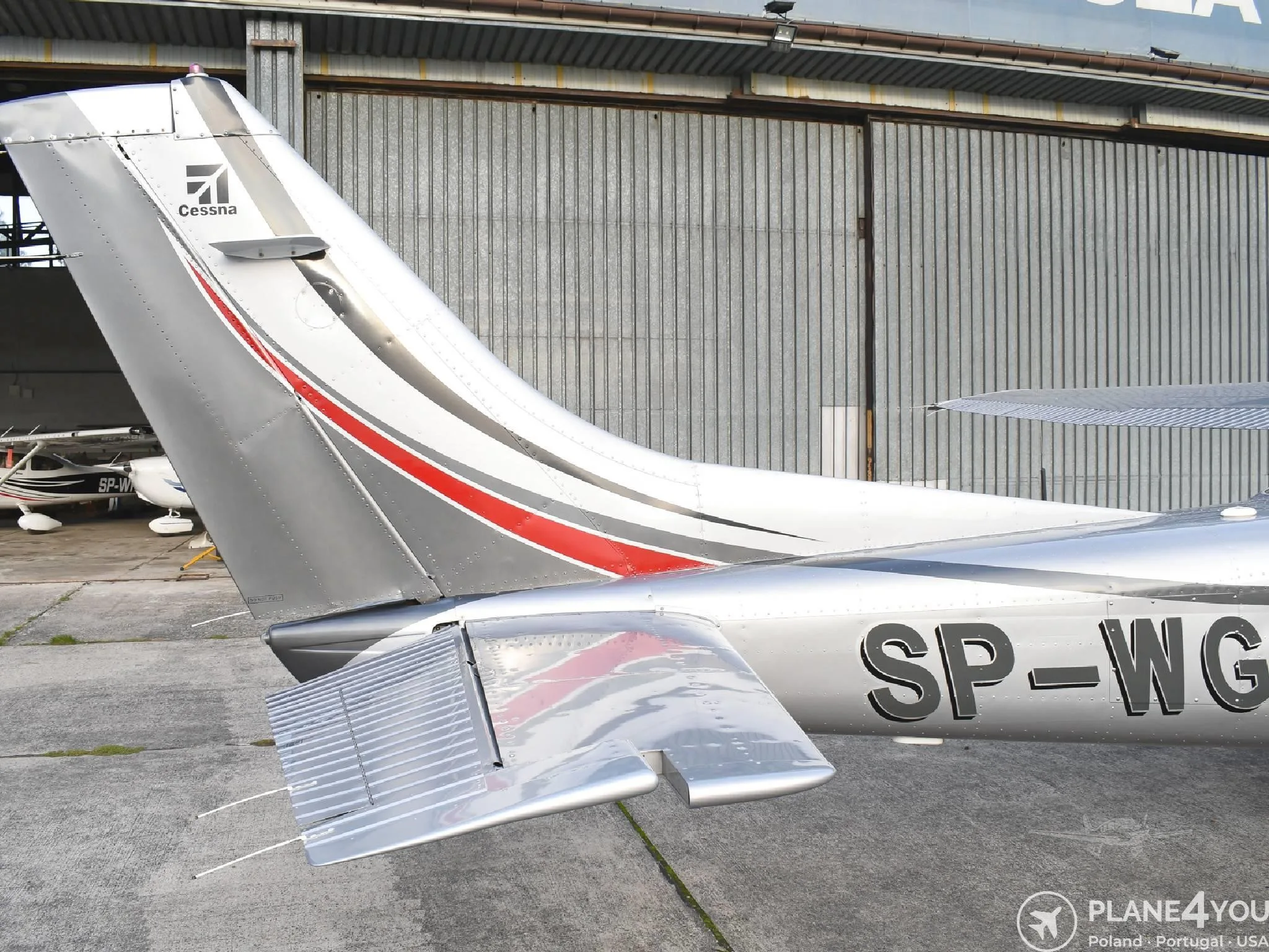 2005 Cessna 182T Skylane