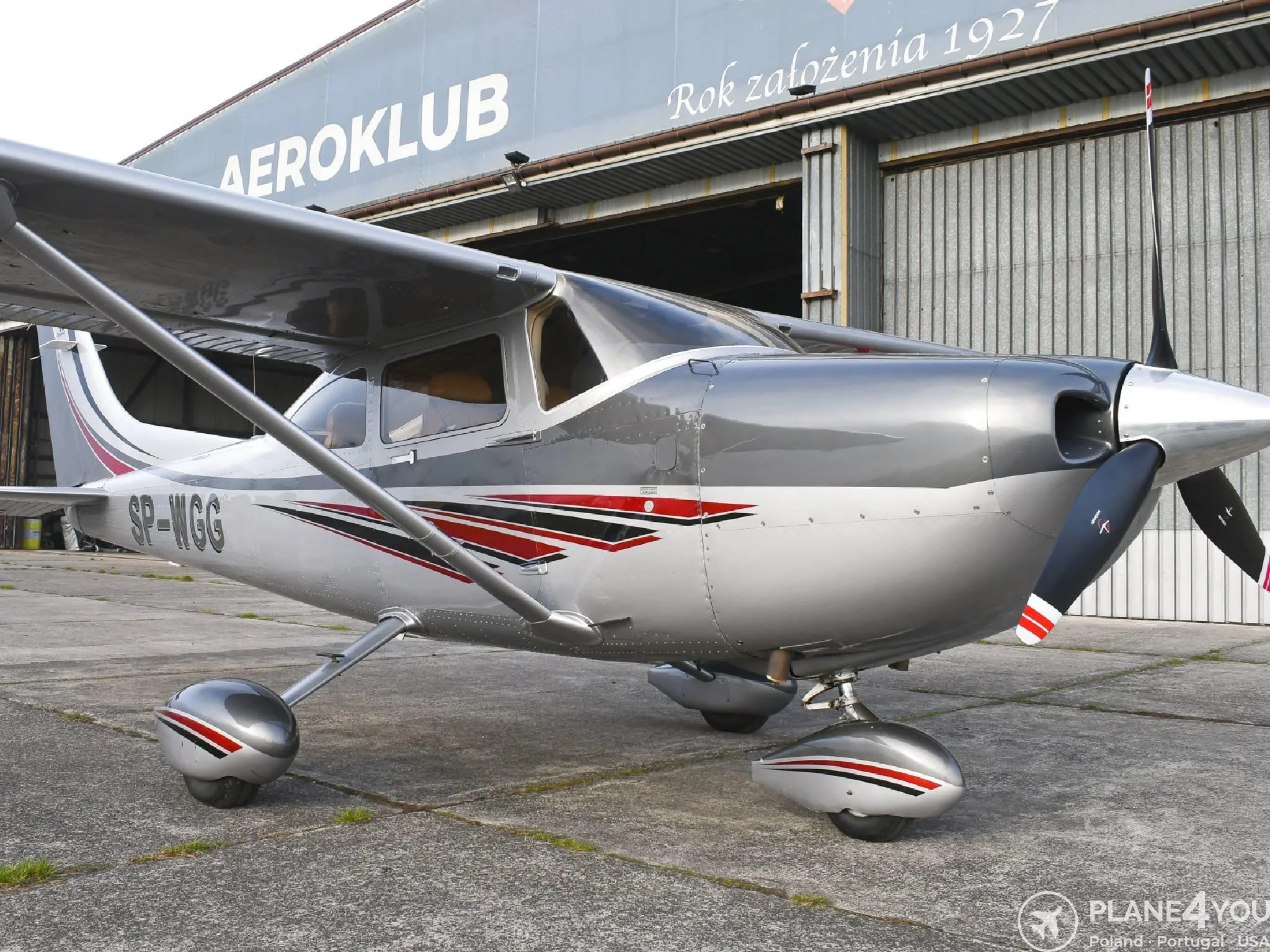 2005 CESSNA 182T SKYLANE