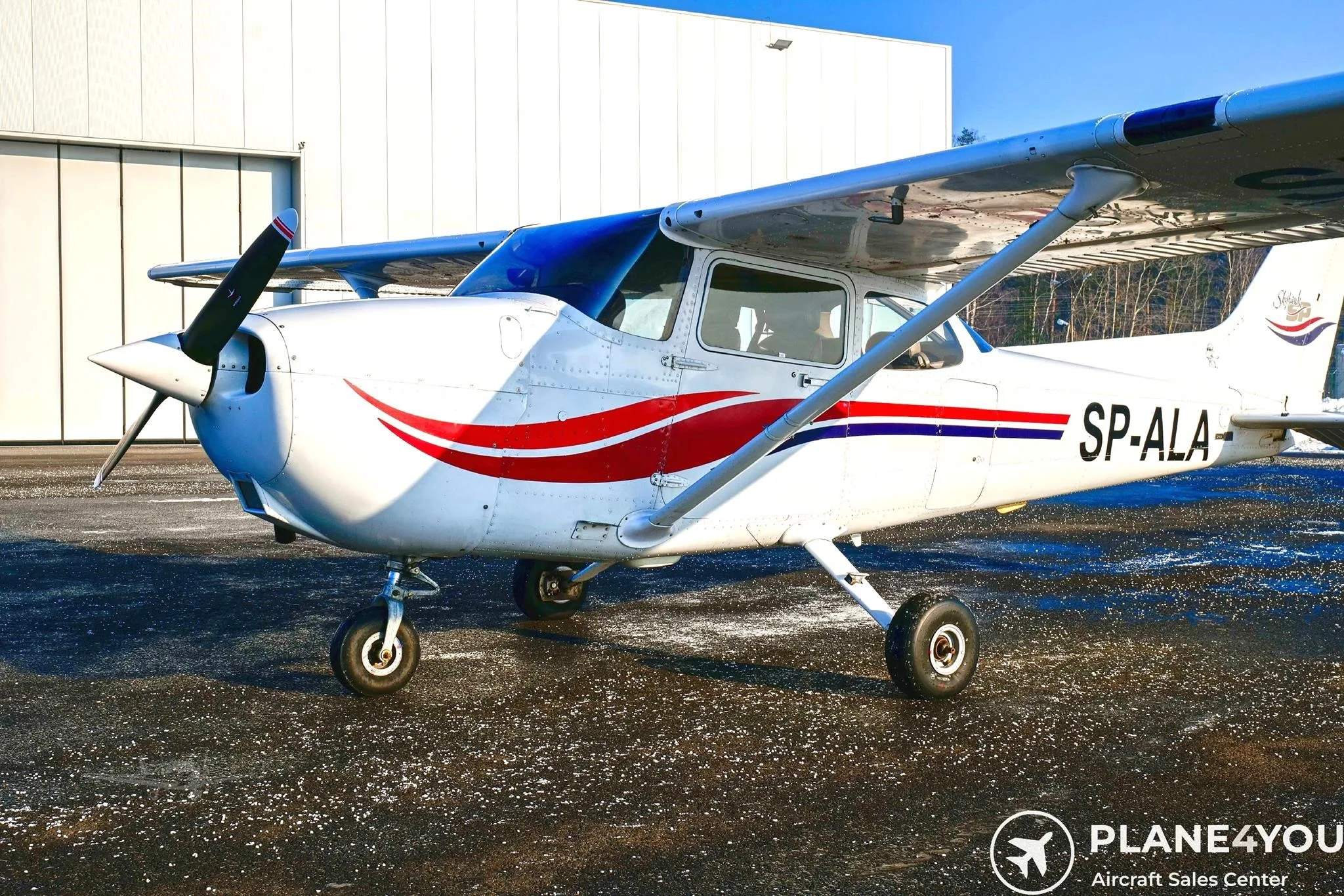 1999 CESSNA 172S SKYHAWK SP