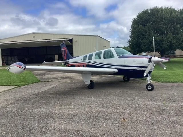 Exterior view of a 1976 BEECHCRAFT A36 BONANZA, N630JL.