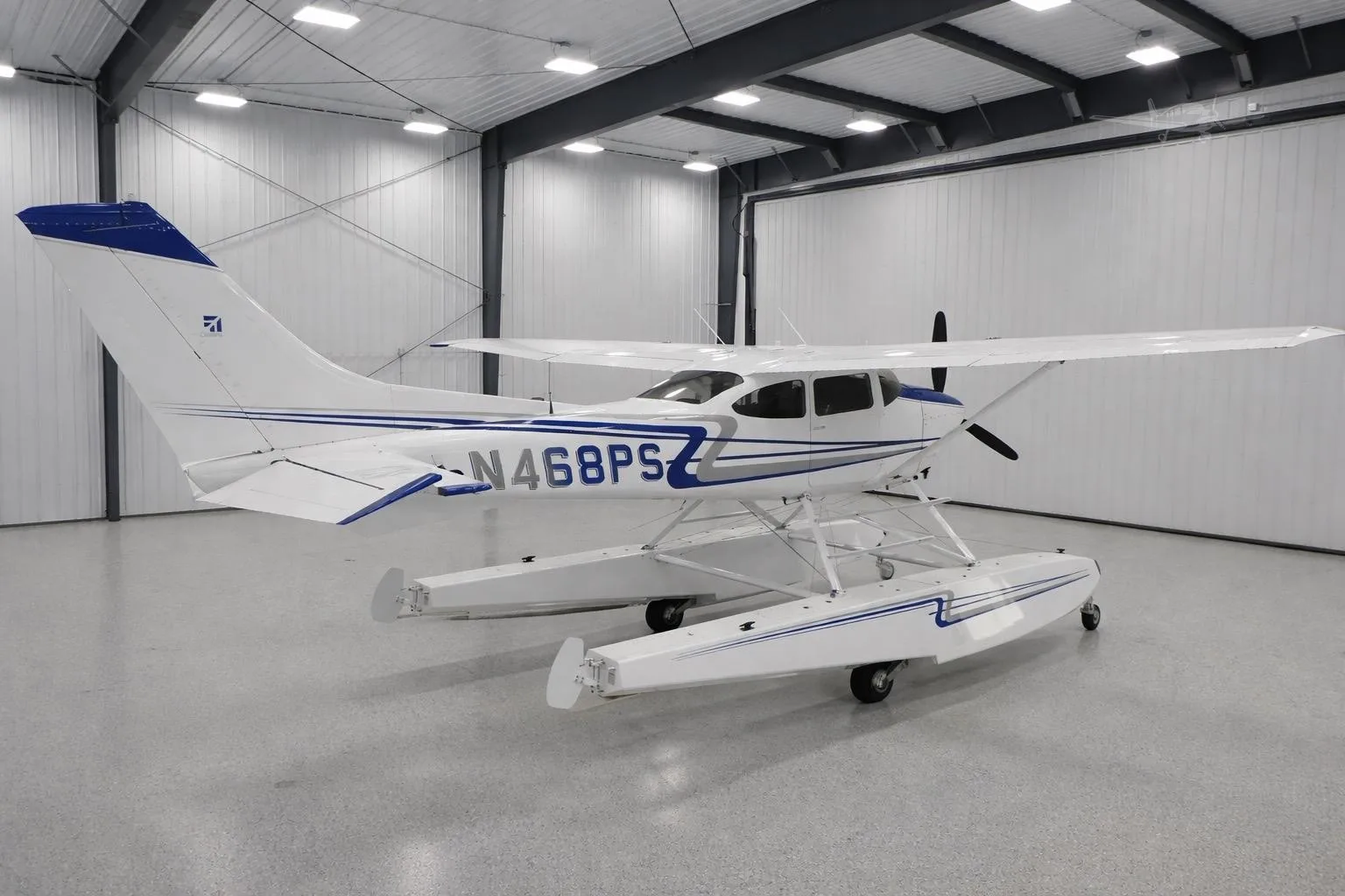Exterior view of a 1973 CESSNA 182P SKYLANE, N468PS.