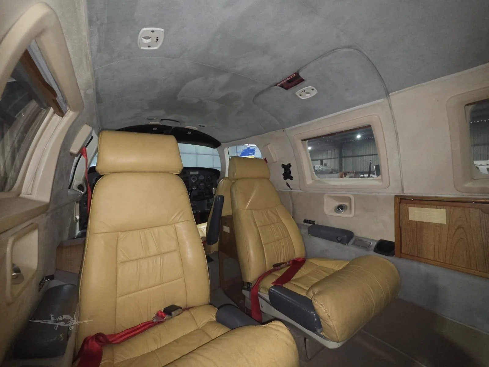 Cabin interior of a 1985 PIPER JETPROP.