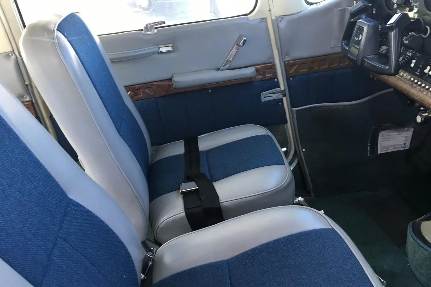 Cabin interior of a 1983 CESSNA 182R SKYLANE.
