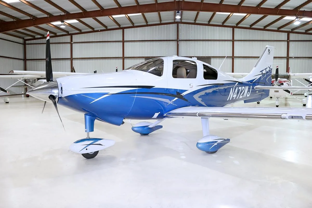 Exterior view of a 2014 CESSNA TTX, N472WJ.