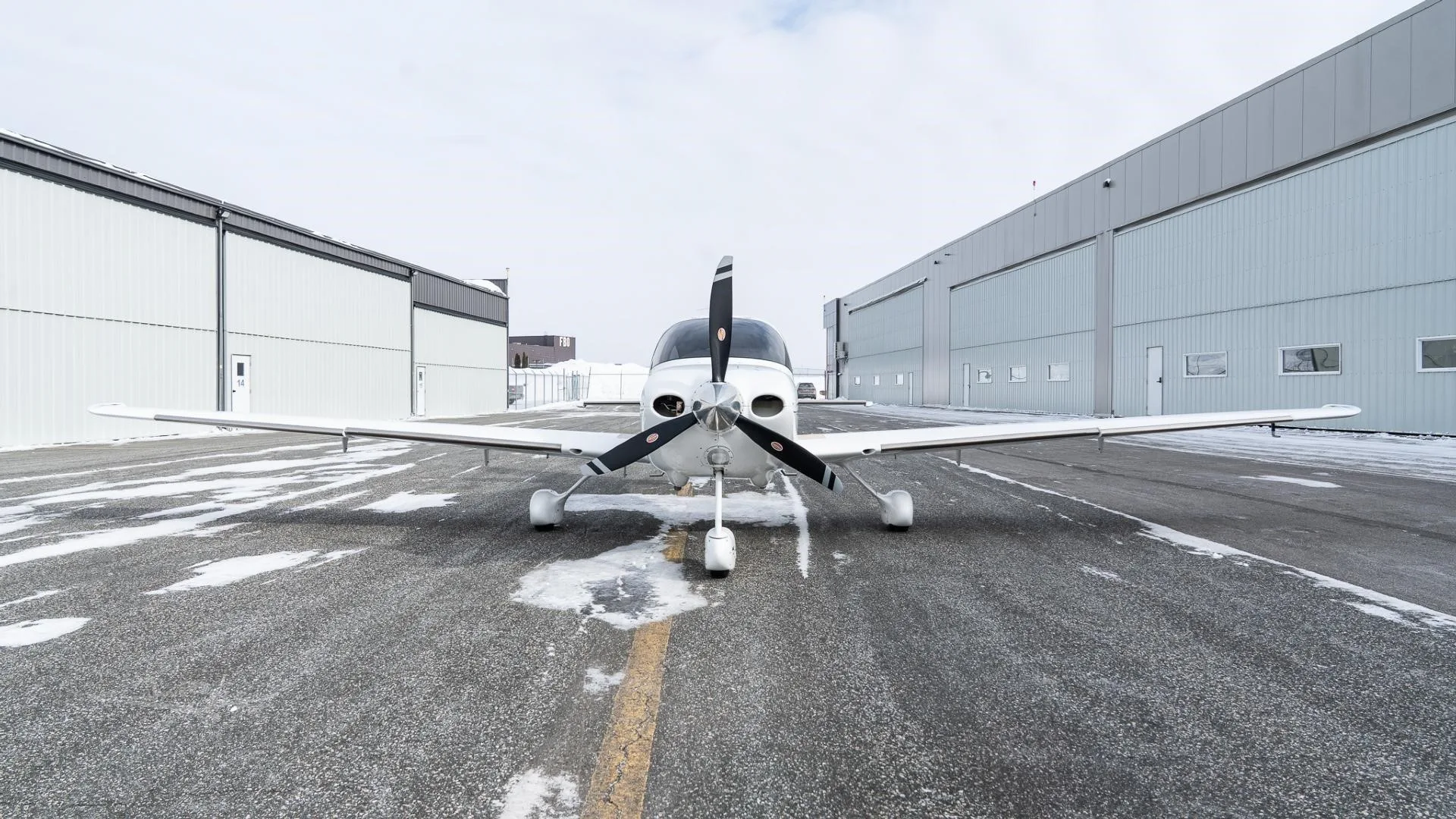 2005 Cirrus SR22-G2