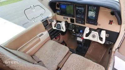 Cockpit and instrument panel of a 1997 BEECHCRAFT A36 BONANZA.