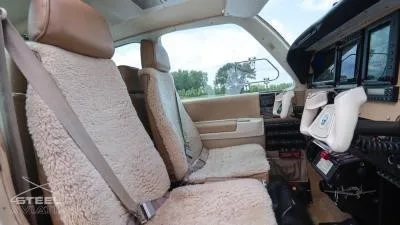 Cabin interior of a 1997 BEECHCRAFT A36 BONANZA.
