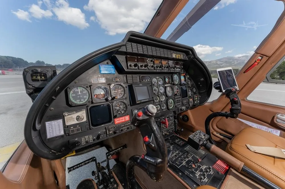 1990 Agusta A109C