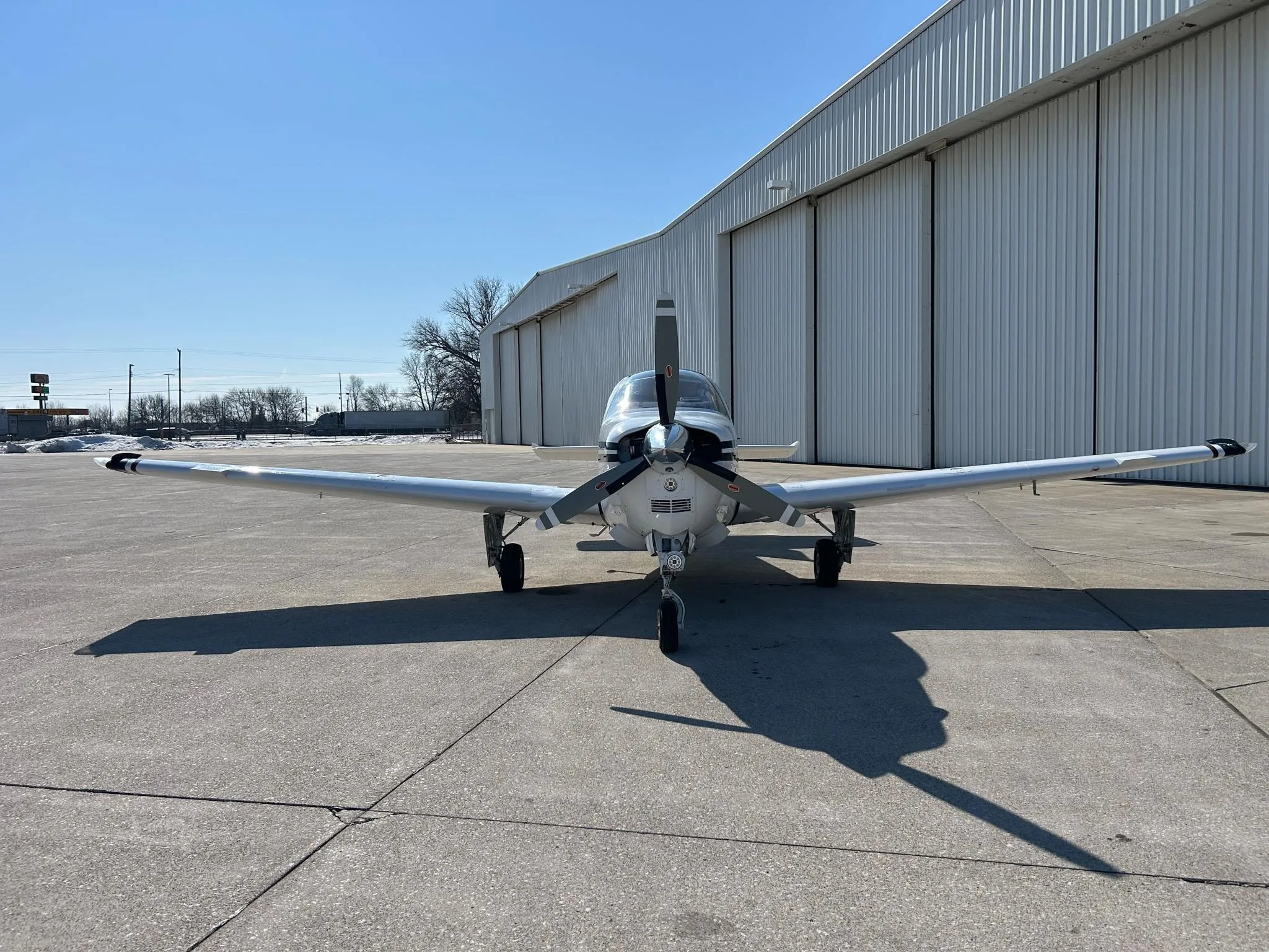 Exterior view of a 2006 BEECHCRAFT G36 BONANZA, N15AE.