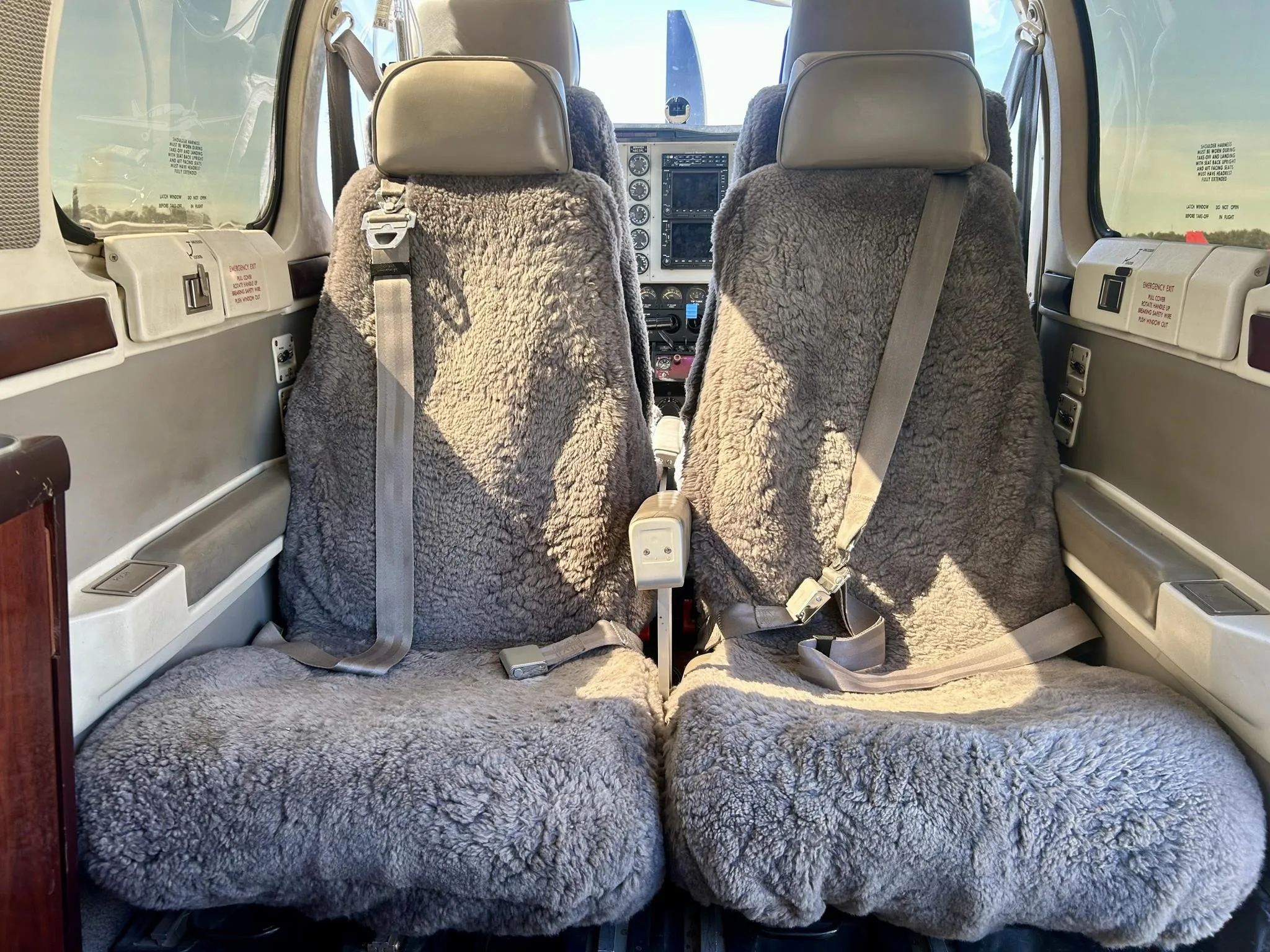 Cabin interior of a 2004 BEECHCRAFT A36 BONANZA.