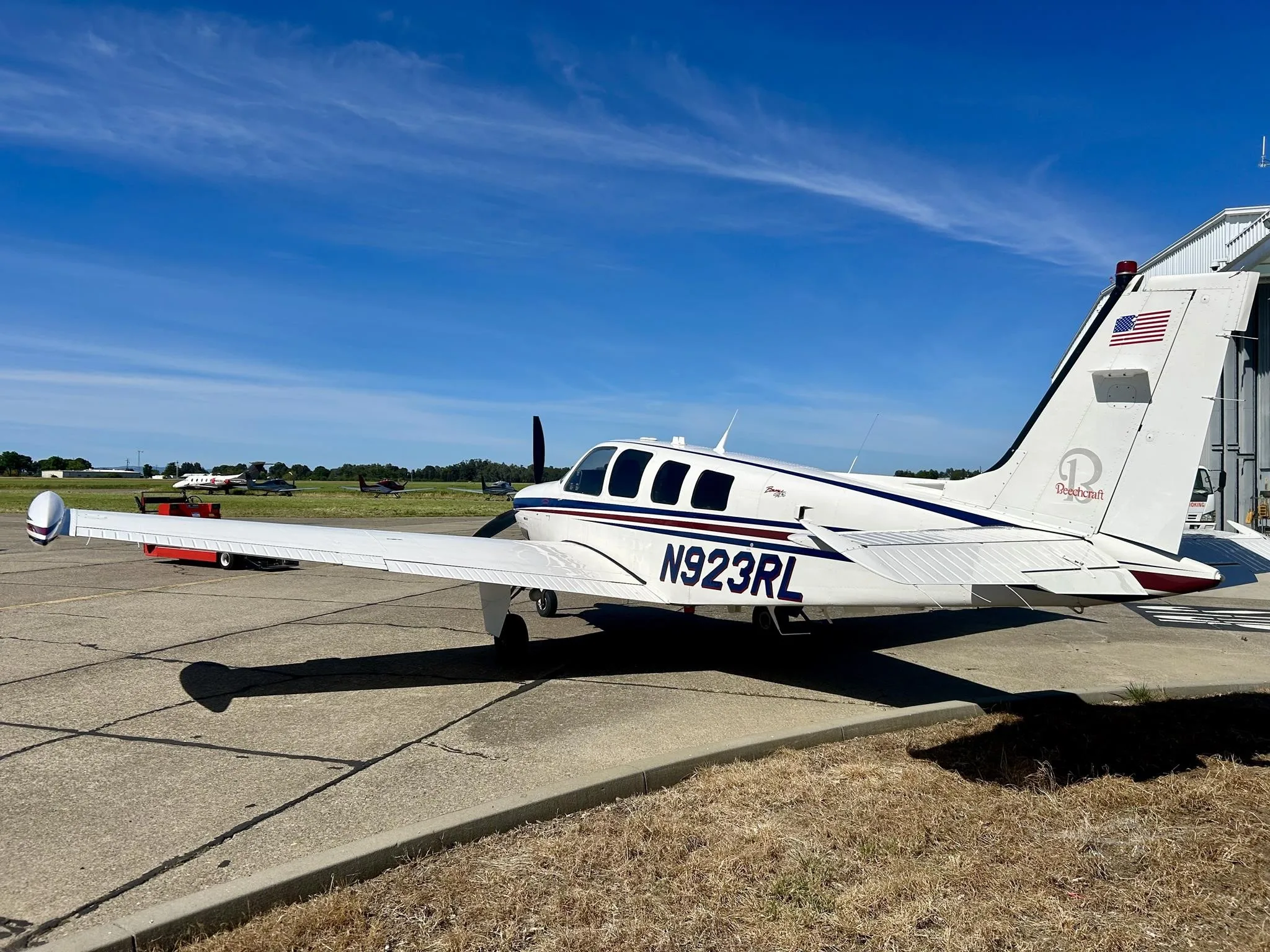 Exterior view of a 2004 BEECHCRAFT A36 BONANZA, N923RL.