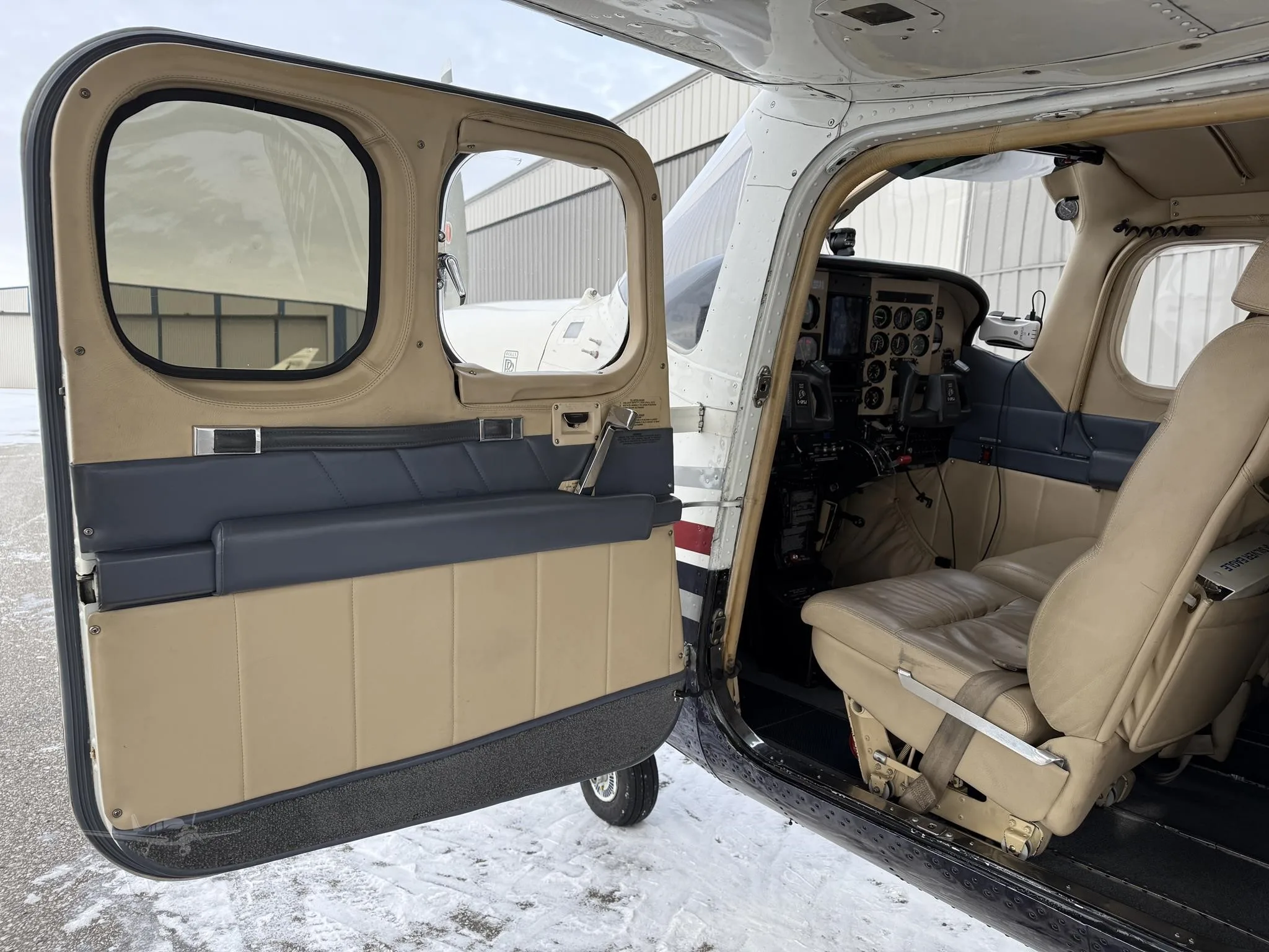 Cabin interior of a 1978 CESSNA P210 SILVER EAGLE.