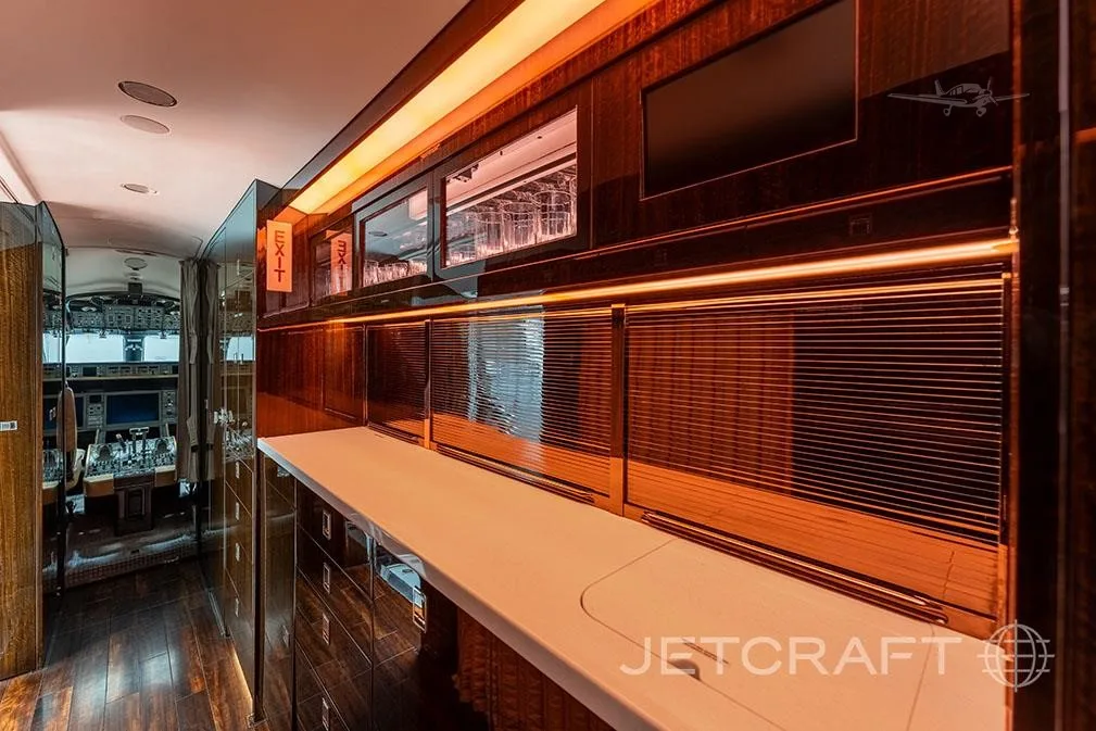 Cabin interior of a 2017 BOMBARDIER GLOBAL 6000.