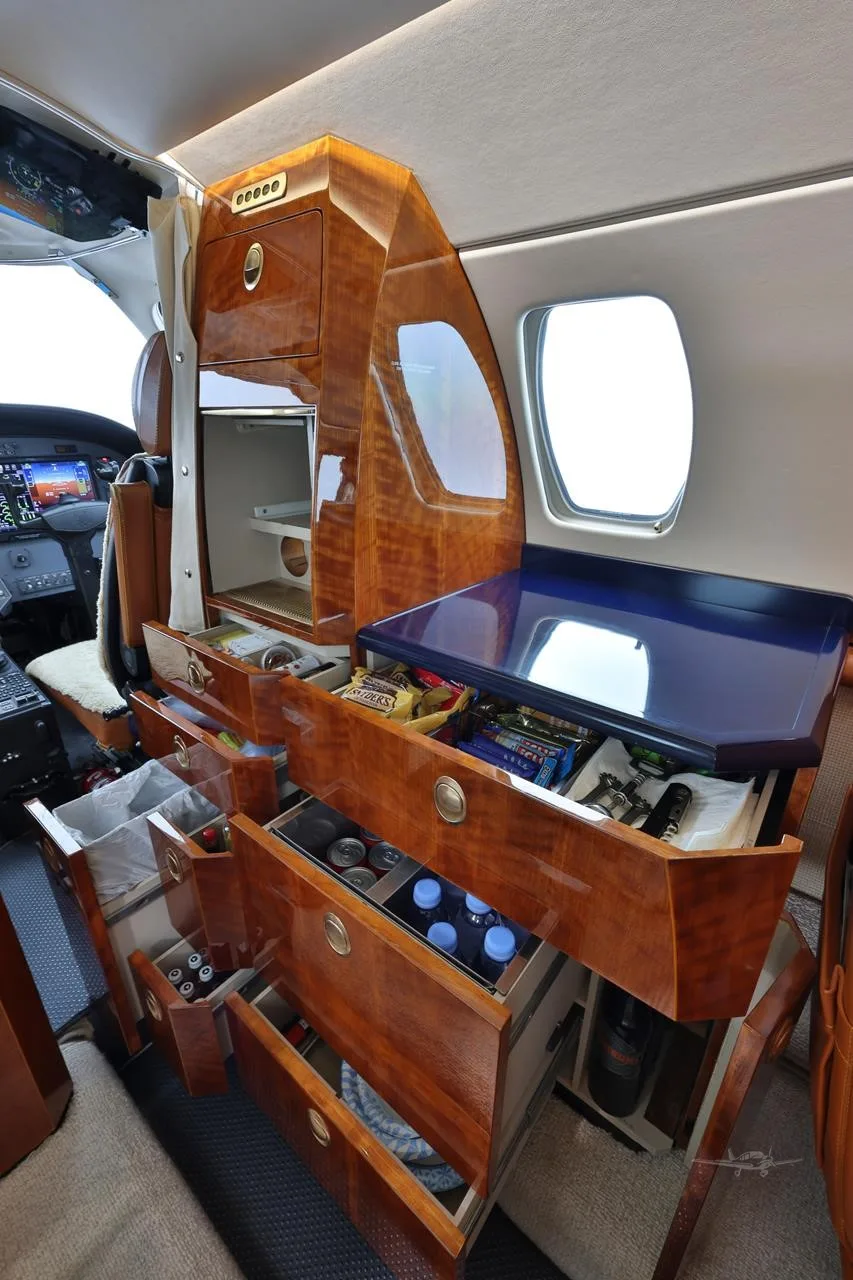 Cabin interior of a 2008 CESSNA CITATION CJ3.