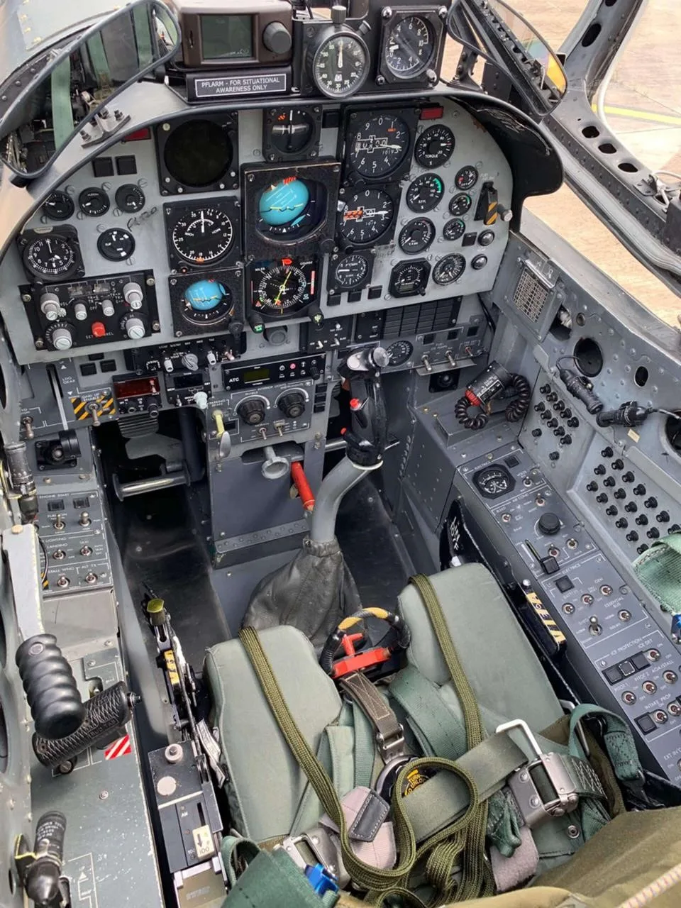 1990 Shorts Tucano MK1
