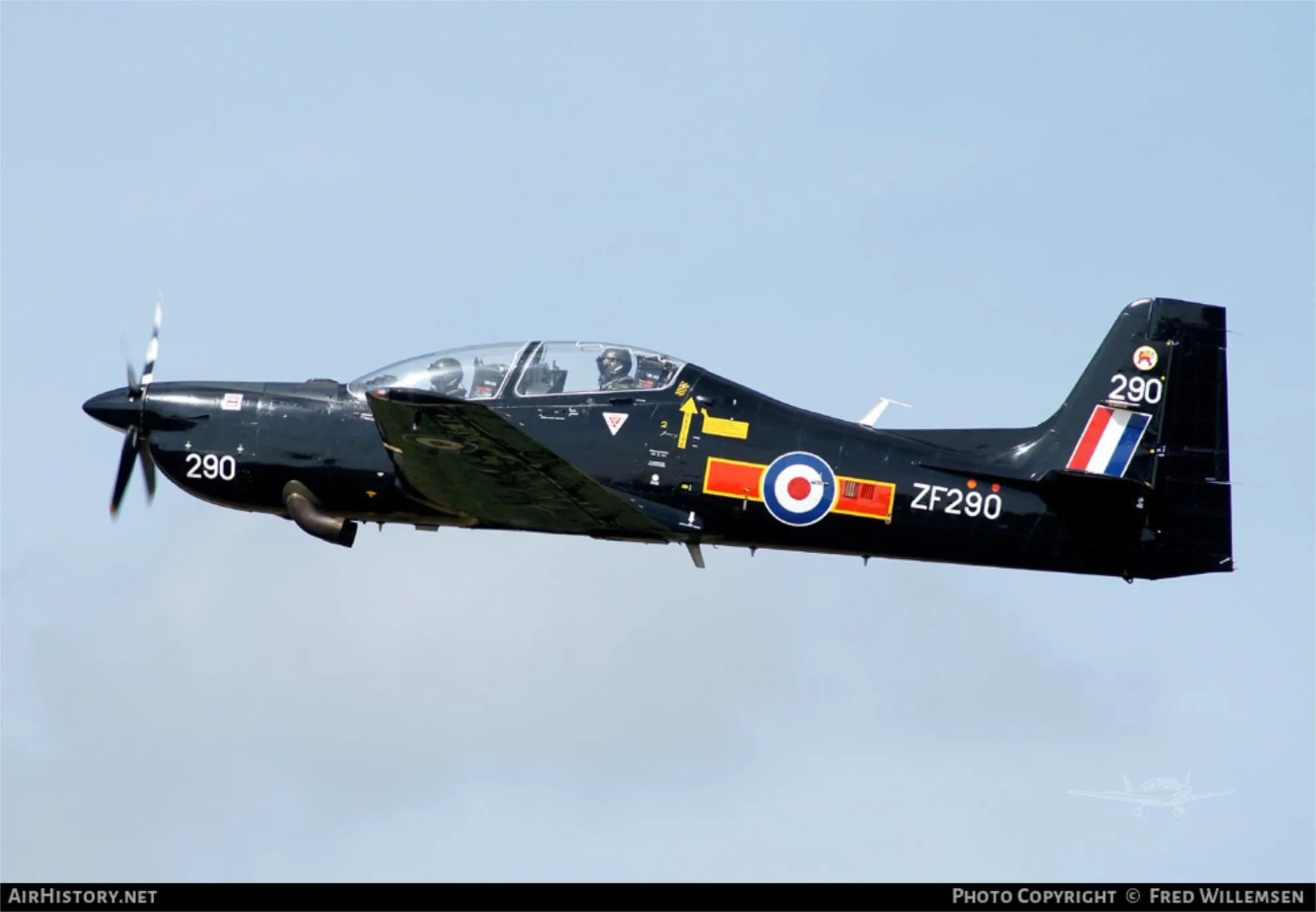 1990 Shorts Tucano MK1