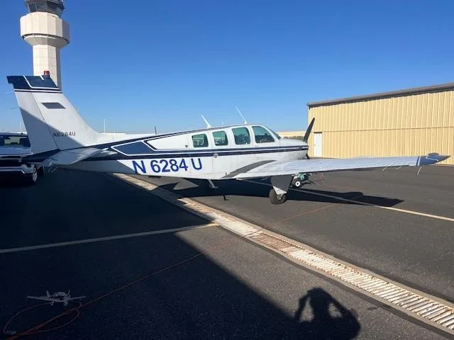 Exterior view of a 1982 BEECHCRAFT A36 BONANZA, N6284U.