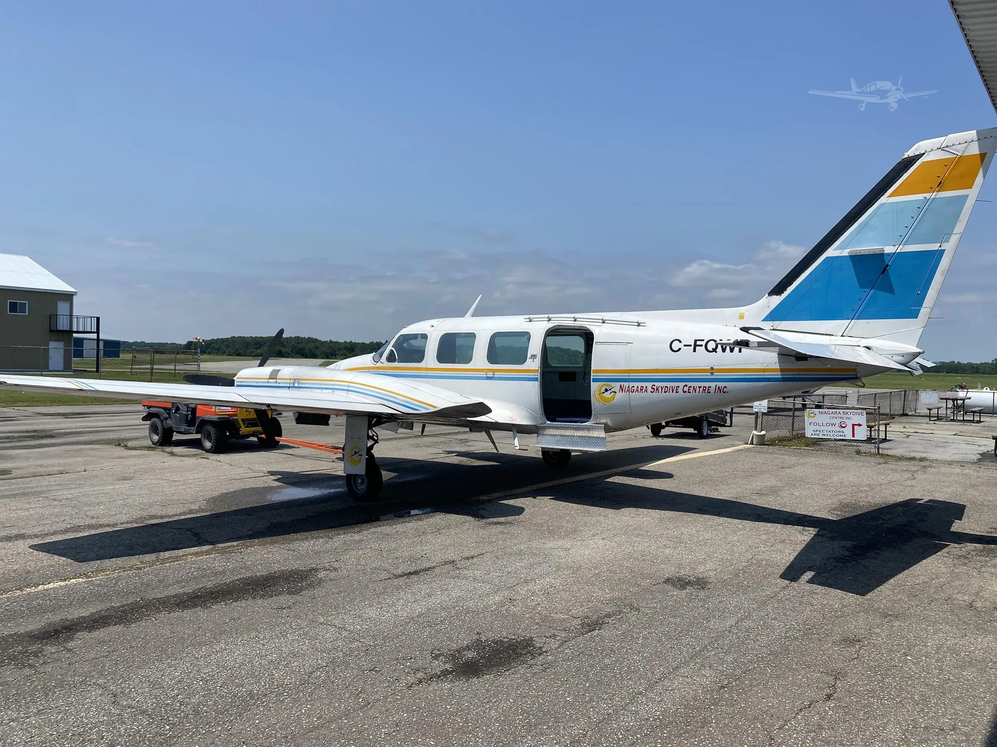 Exterior view of a 1974 PIPER NAVAJO, C-FQWP.