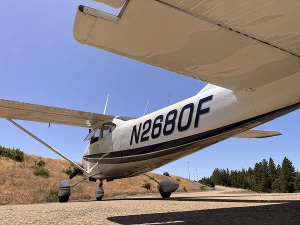 Exterior view of a 1966 CESSNA 182 SKYLANE, N2680F.