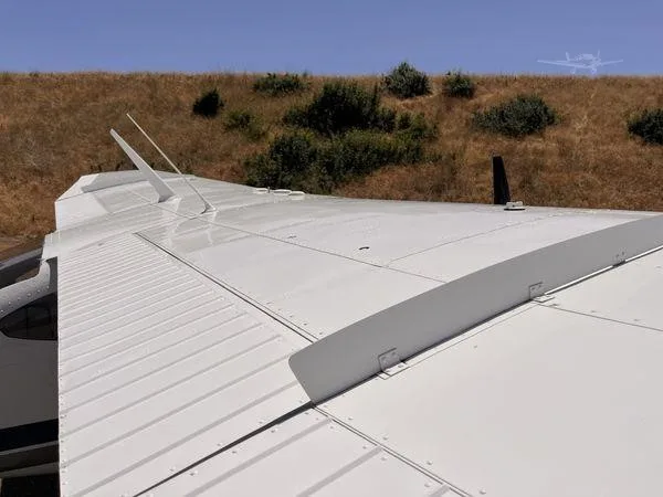 Exterior view of a 1966 CESSNA 182 SKYLANE, N2680F.