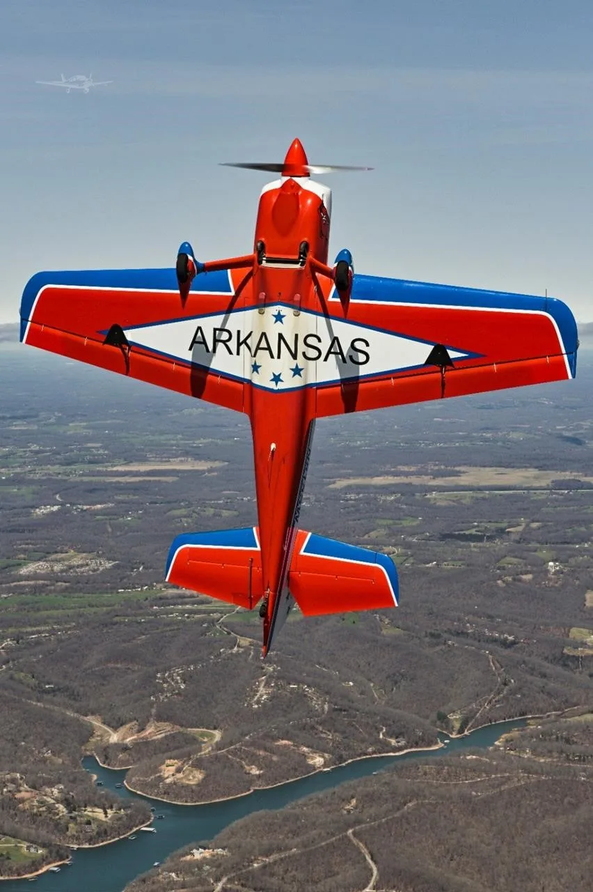 Marketing image of a 2012 XTREMEAIR XA42.