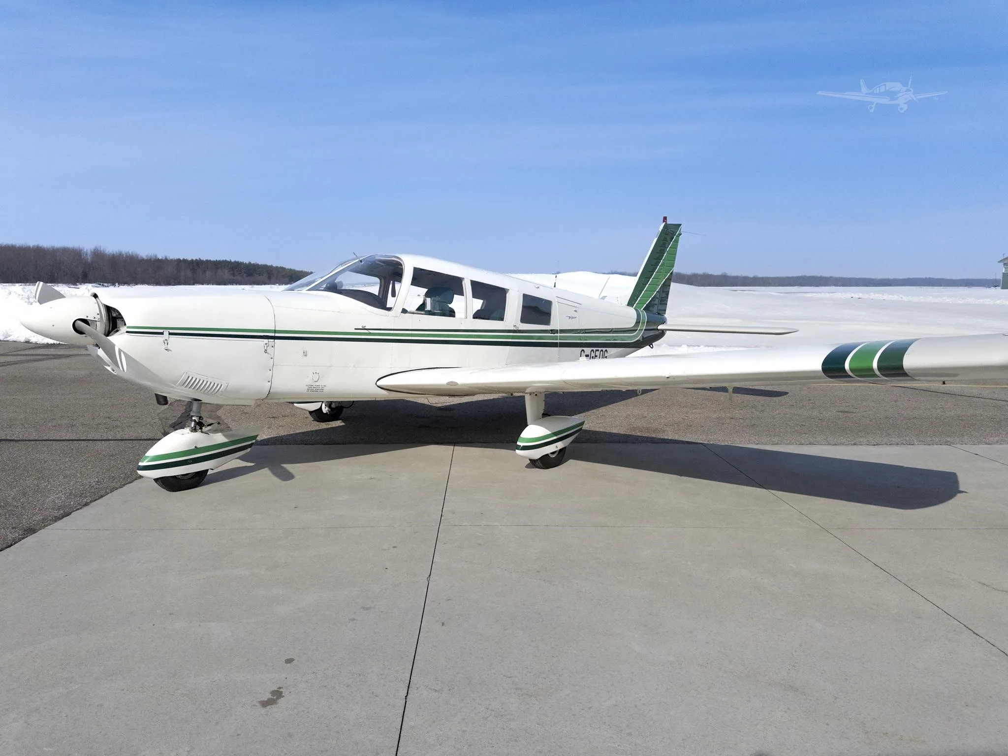 Exterior view of a 1972 PIPER CHEROKEE 6/300, C-GFQG.