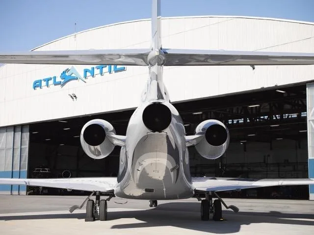 Exterior view of a 2007 DASSAULT FALCON 7X, N247GT.