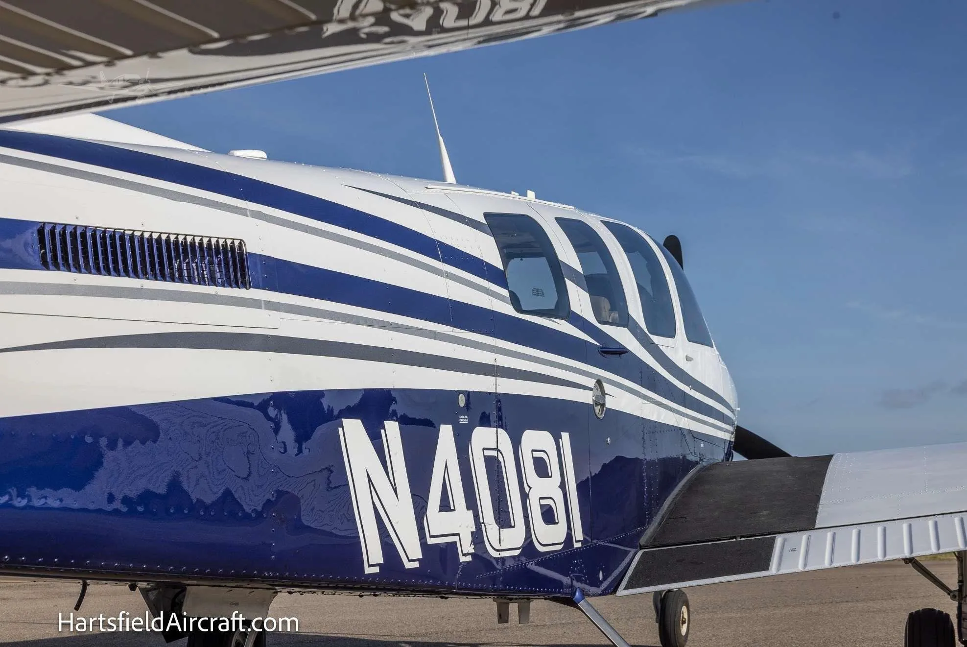 Exterior view of a 2016 BEECHCRAFT G36 BONANZA, N4081.