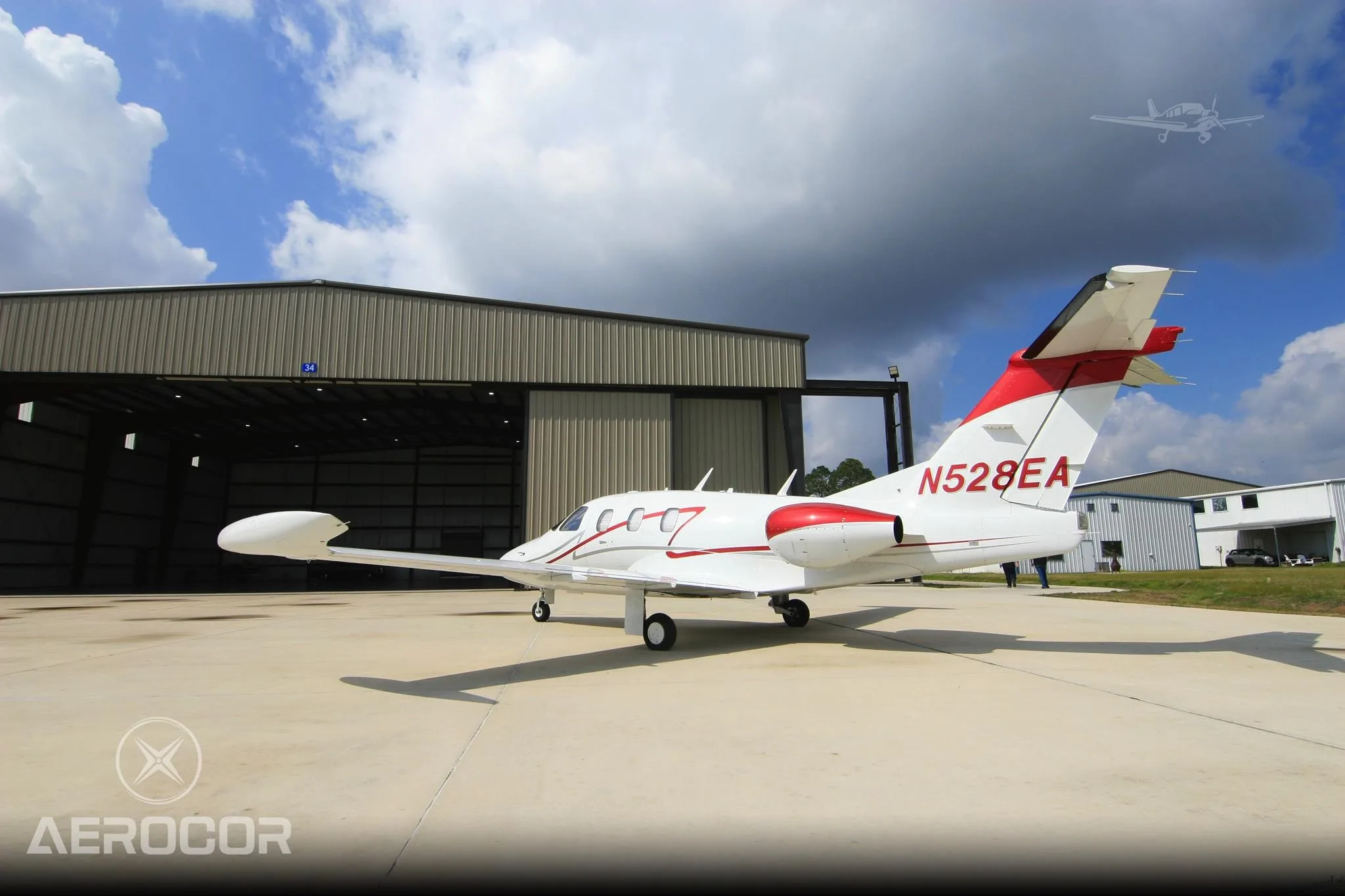 Marketing image of a 2008 ECLIPSE 500.