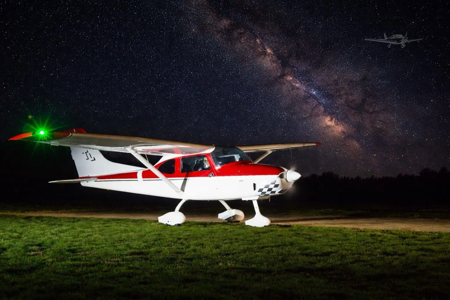 Exterior view of a 2022 TL-ULTRALIGHT TL3000 SIRIUS, I-E276.