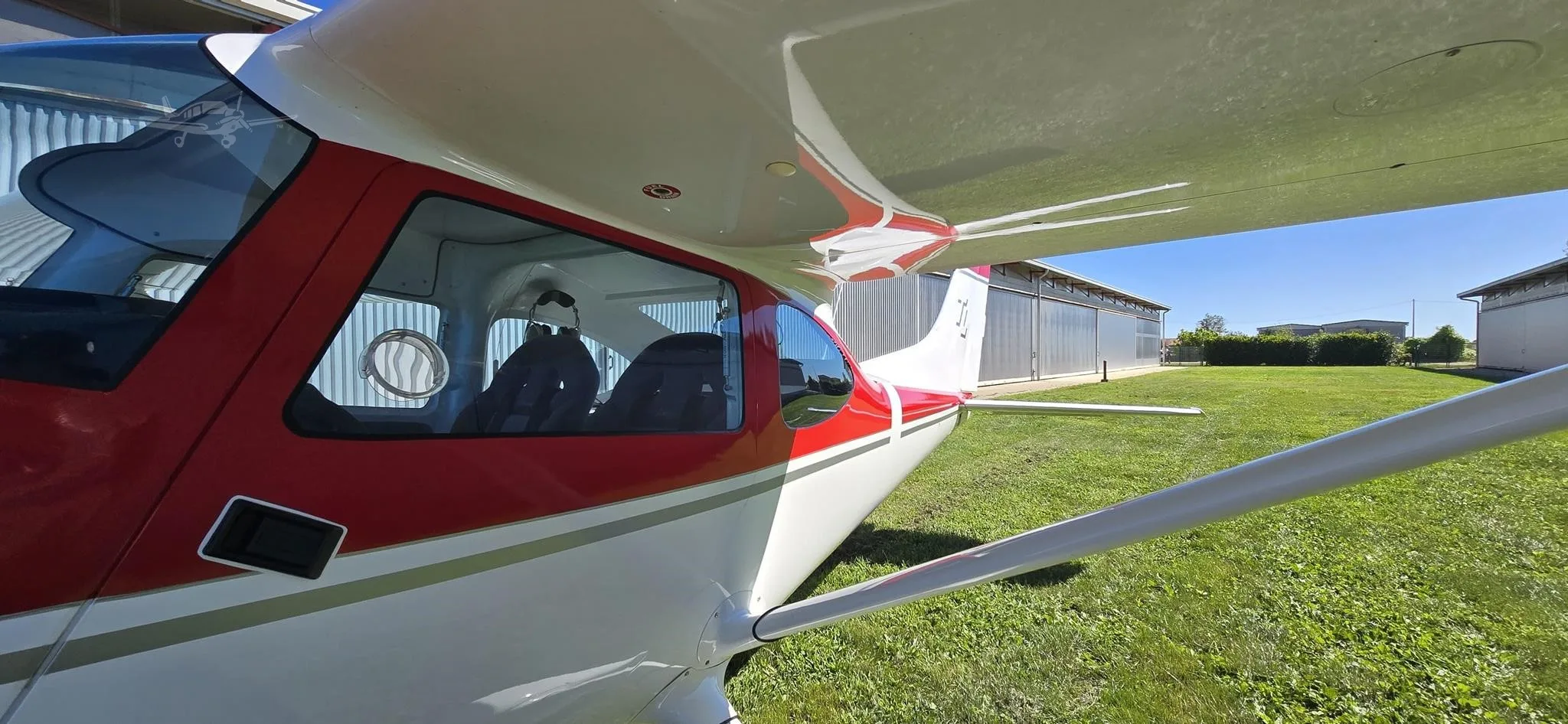Exterior view of a 2022 TL-ULTRALIGHT TL3000 SIRIUS, I-E276.