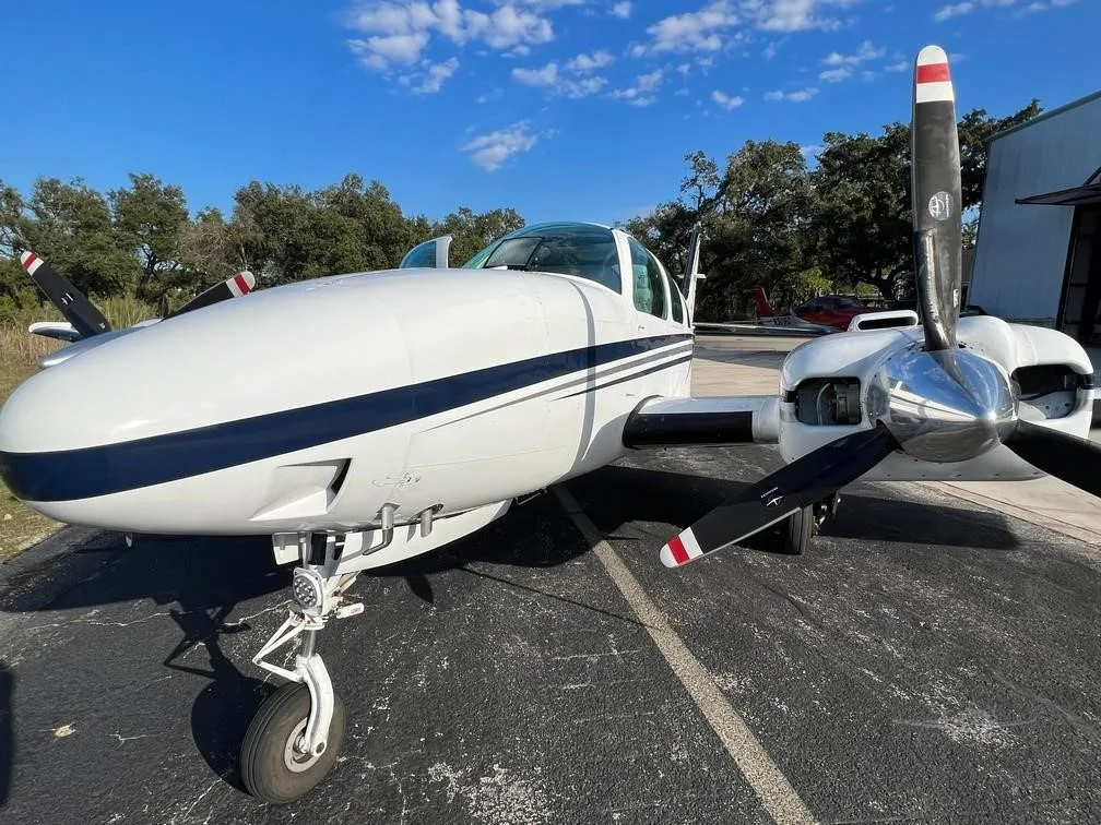 Exterior view of a 1998 BEECHCRAFT 58 BARON, N167TR.