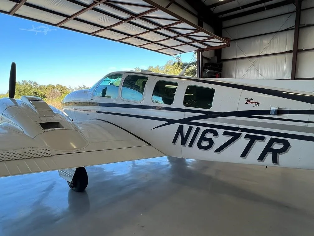 Exterior view of a 1998 BEECHCRAFT 58 BARON, N167TR.