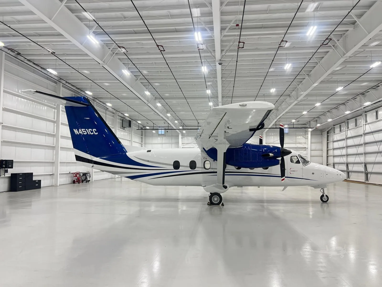 Exterior view of a 2026 CESSNA SKYCOURIER, N451CC.