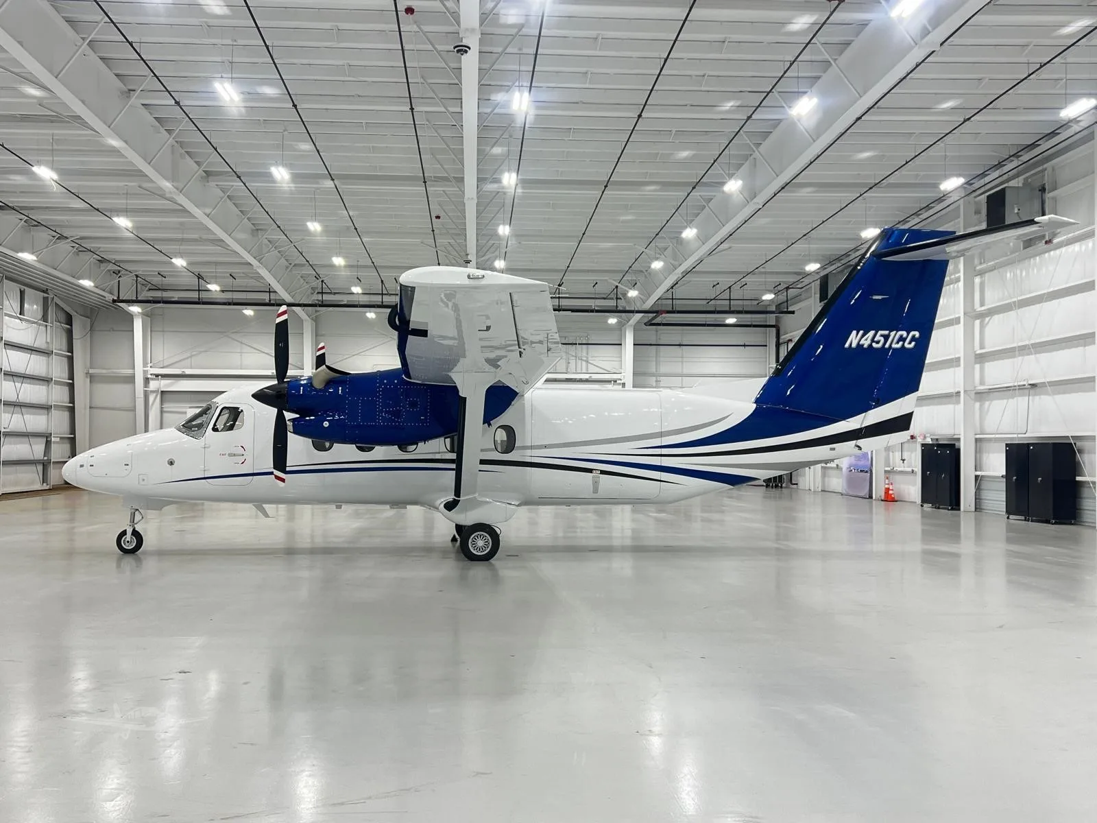 Exterior view of a 2026 CESSNA SKYCOURIER, N451CC.