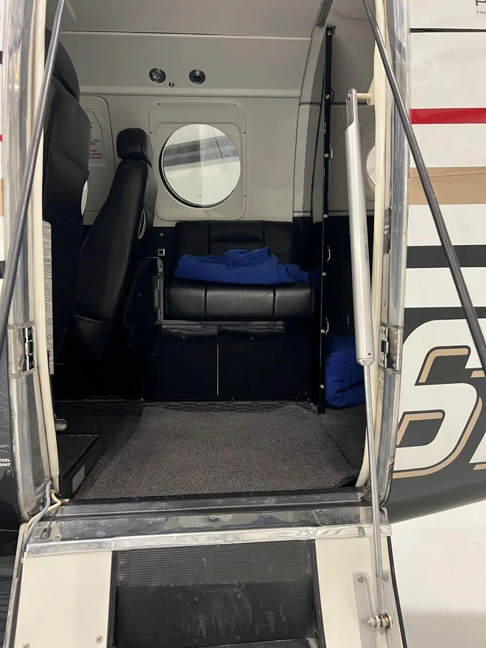 Cabin interior of a 1983 BEECHCRAFT KING AIR F90-1.