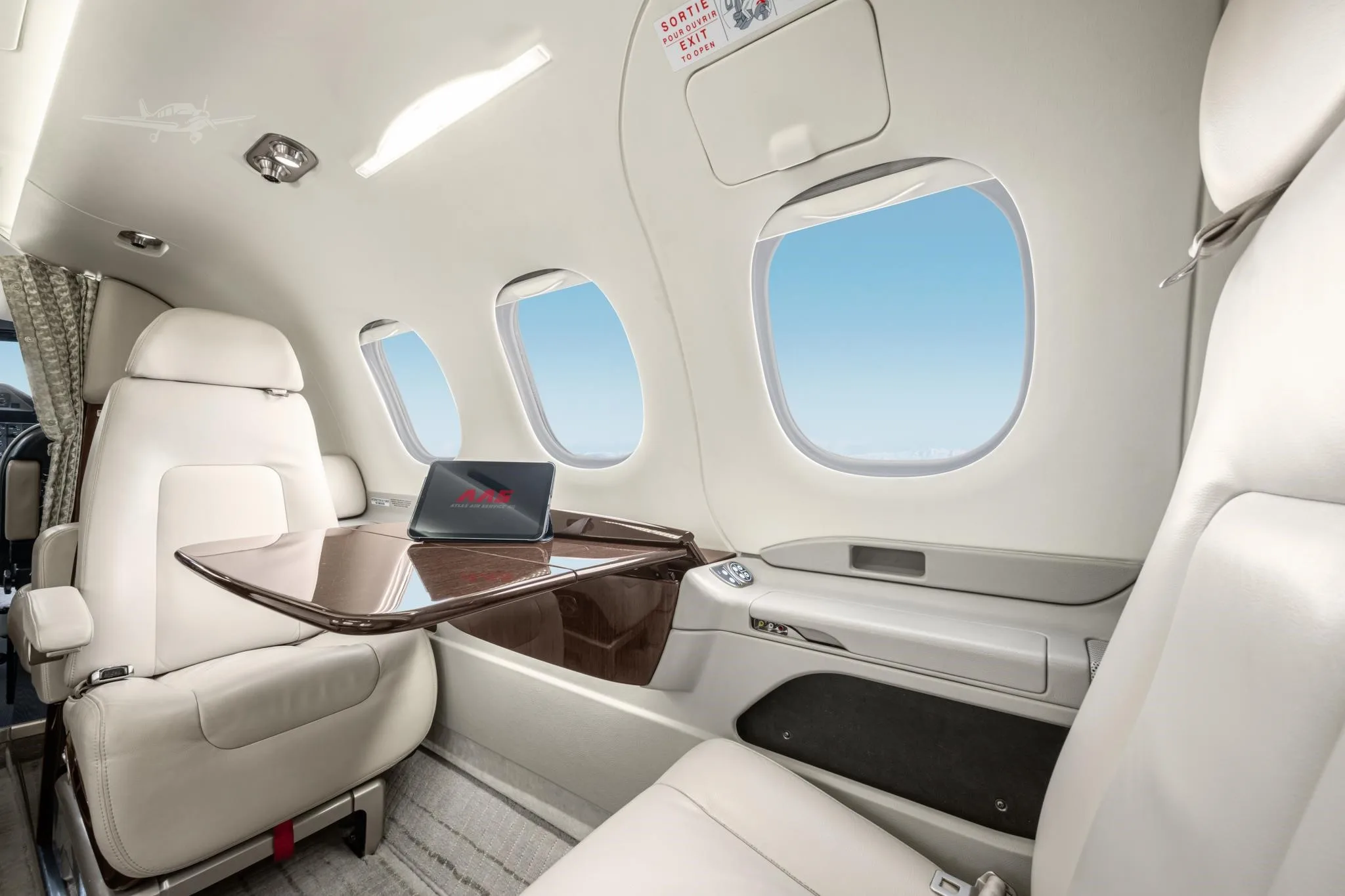 2015 Embraer Phenom 100E