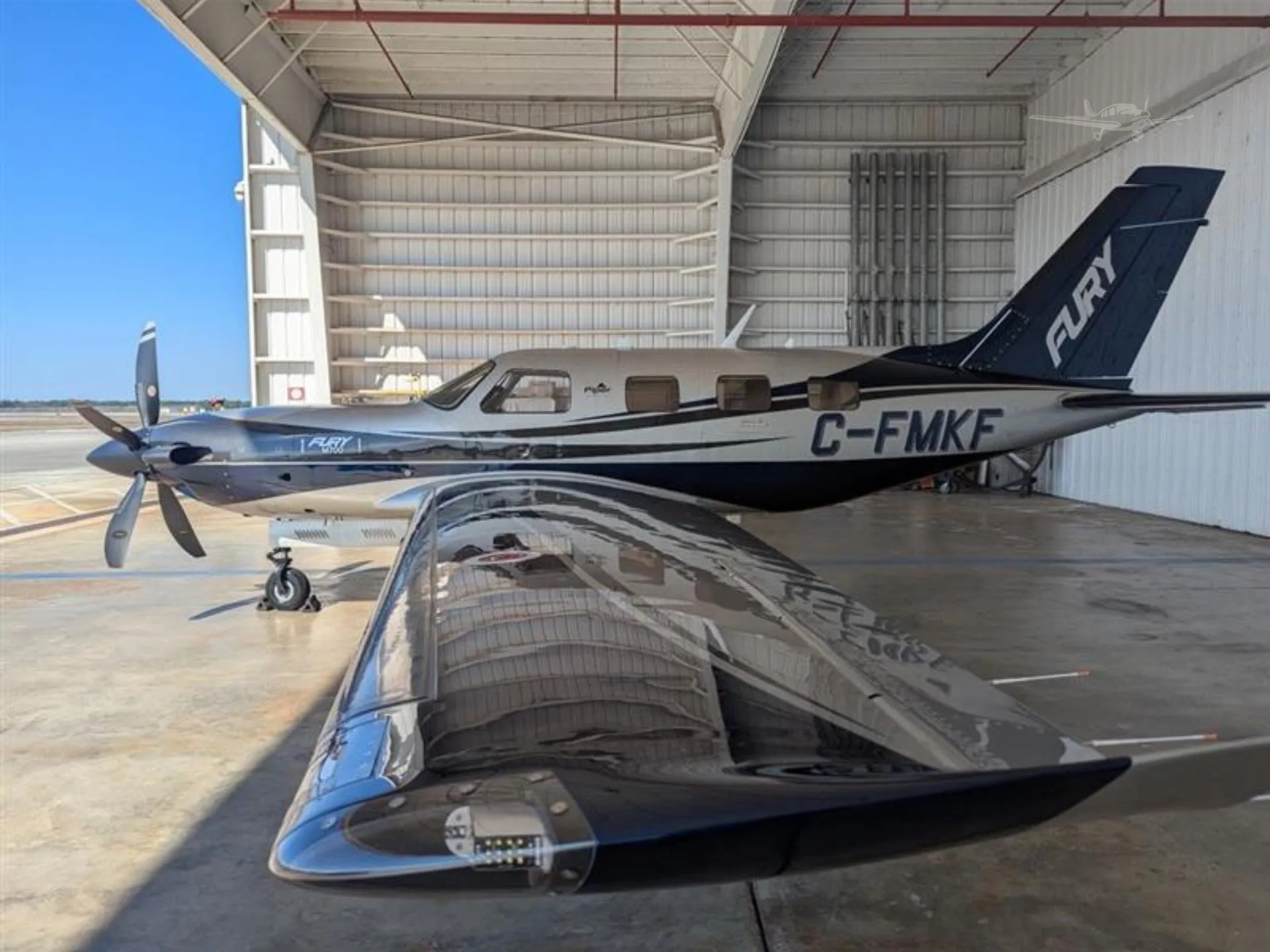 Exterior view of a 2026 PIPER M700, C-FMKF.