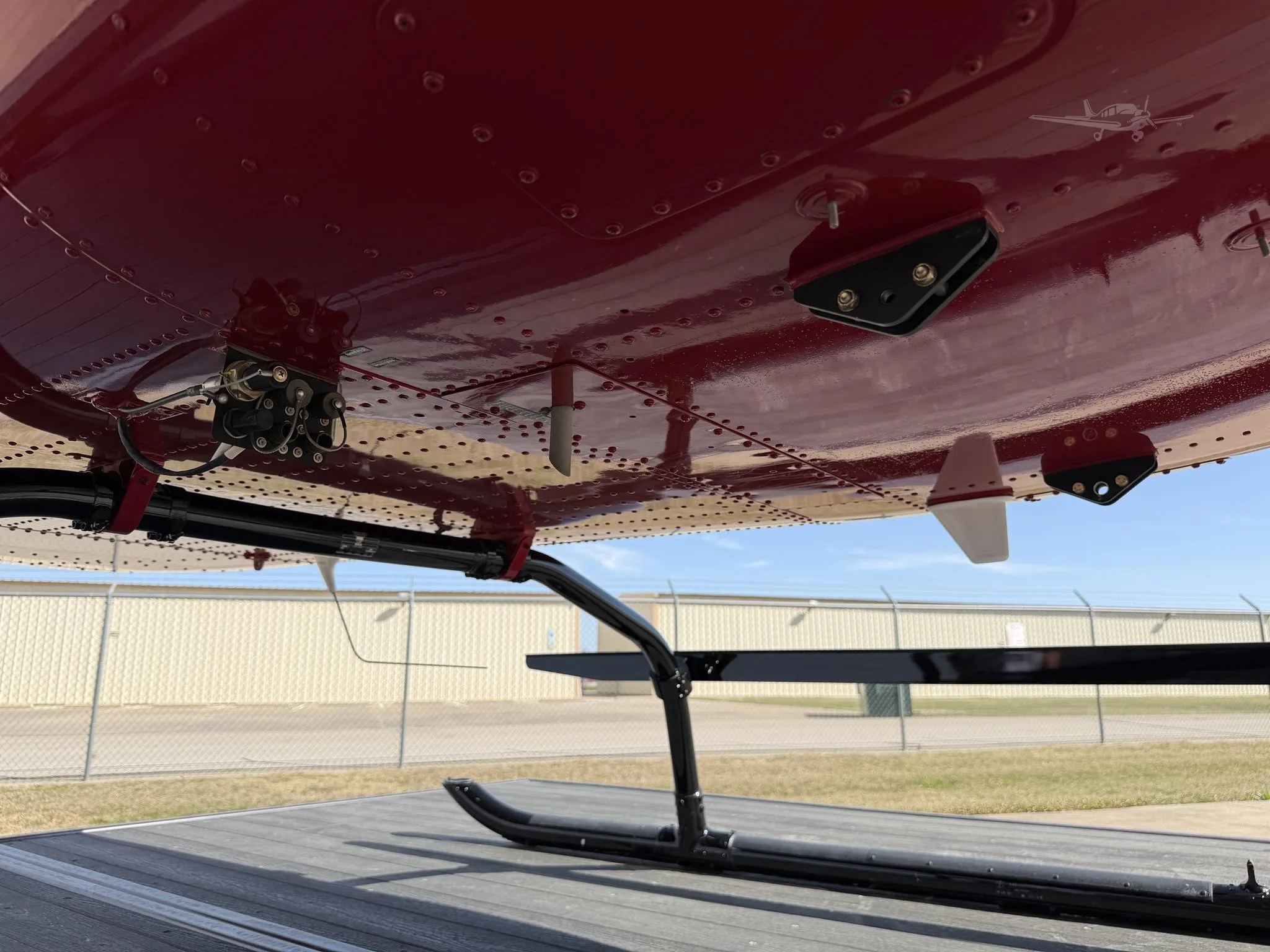 Exterior view of a 2021 BELL 505 JET RANGER X, N459PT.