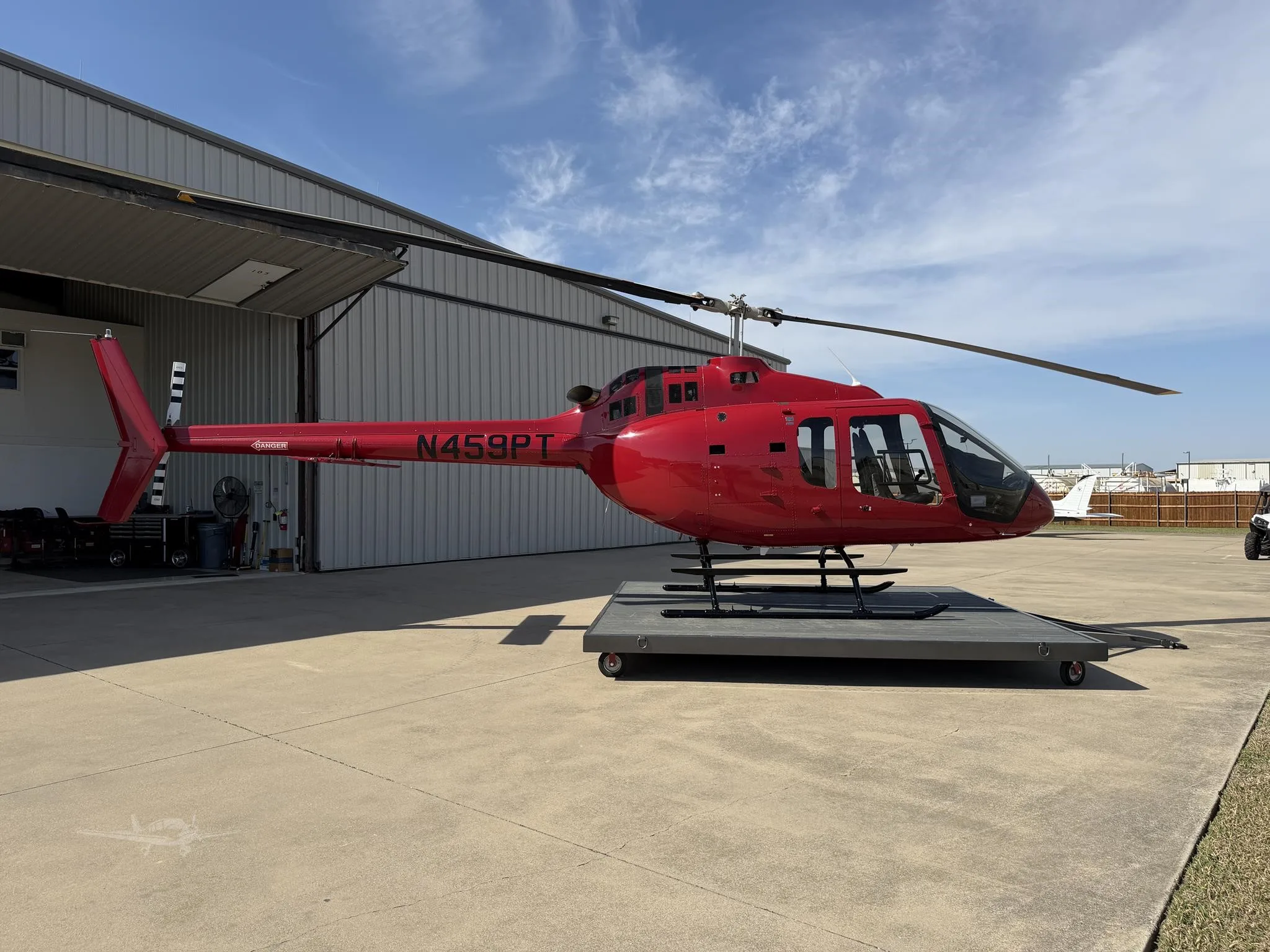 Exterior view of a 2021 BELL 505 JET RANGER X, N459PT.